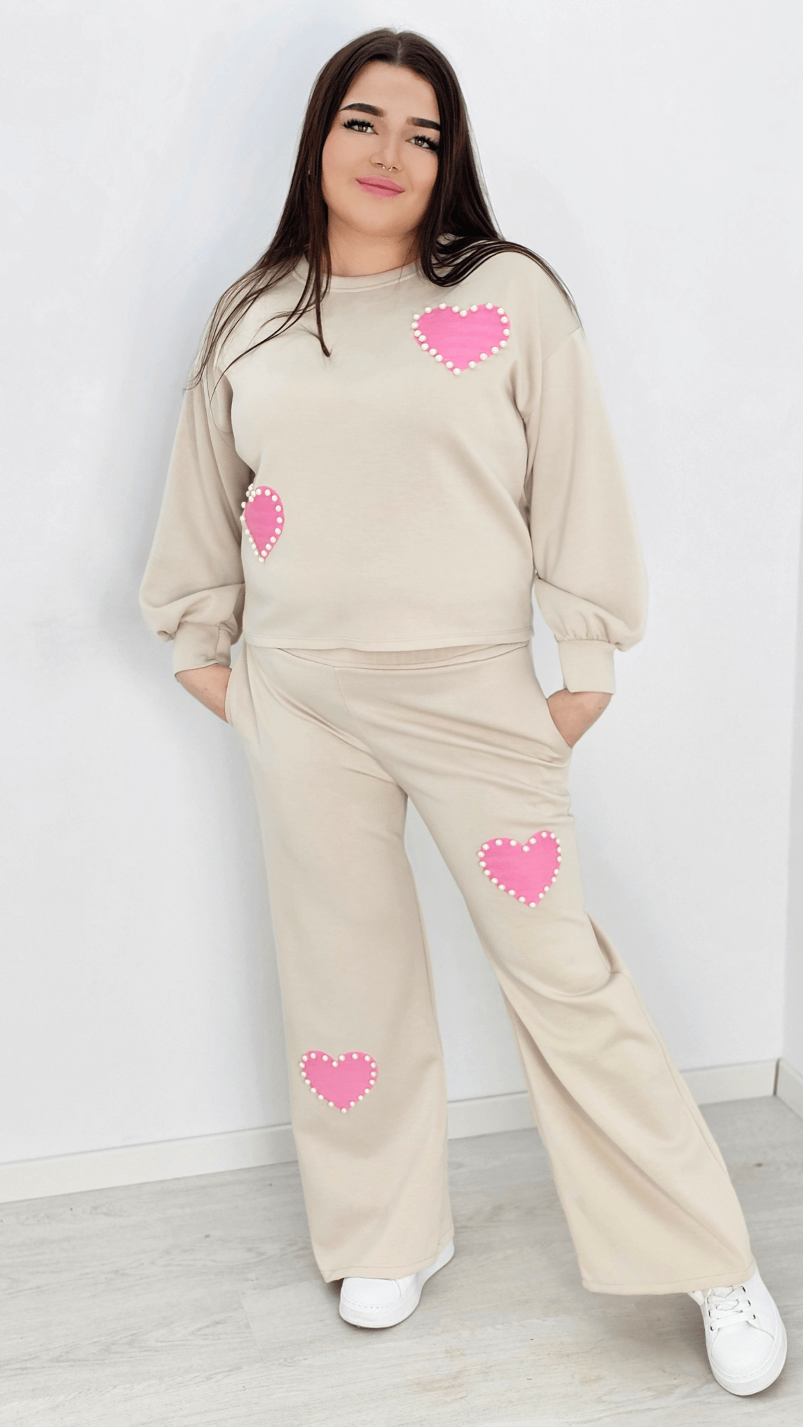 Dresy premium z perłowymi zdobieniami - beż Stylowa XL