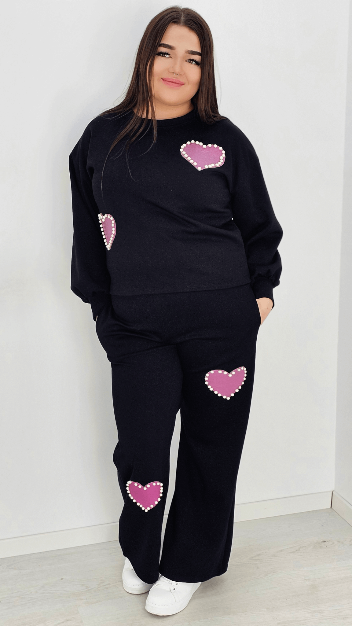 Dresy premium z perłowymi zdobieniami - czarny Stylowa XL