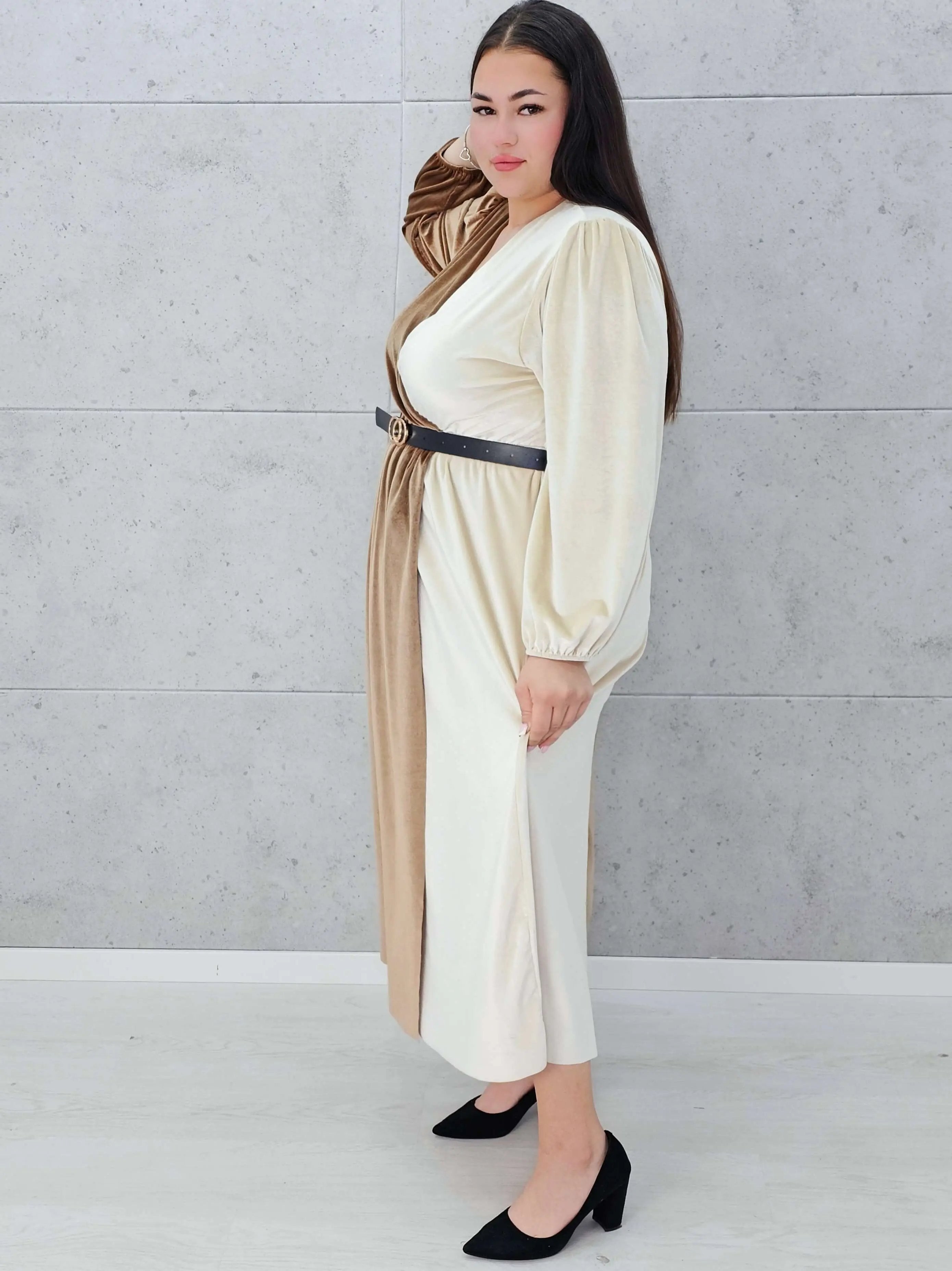 Dwukolorowa sukienka welurowa Stylowa XL