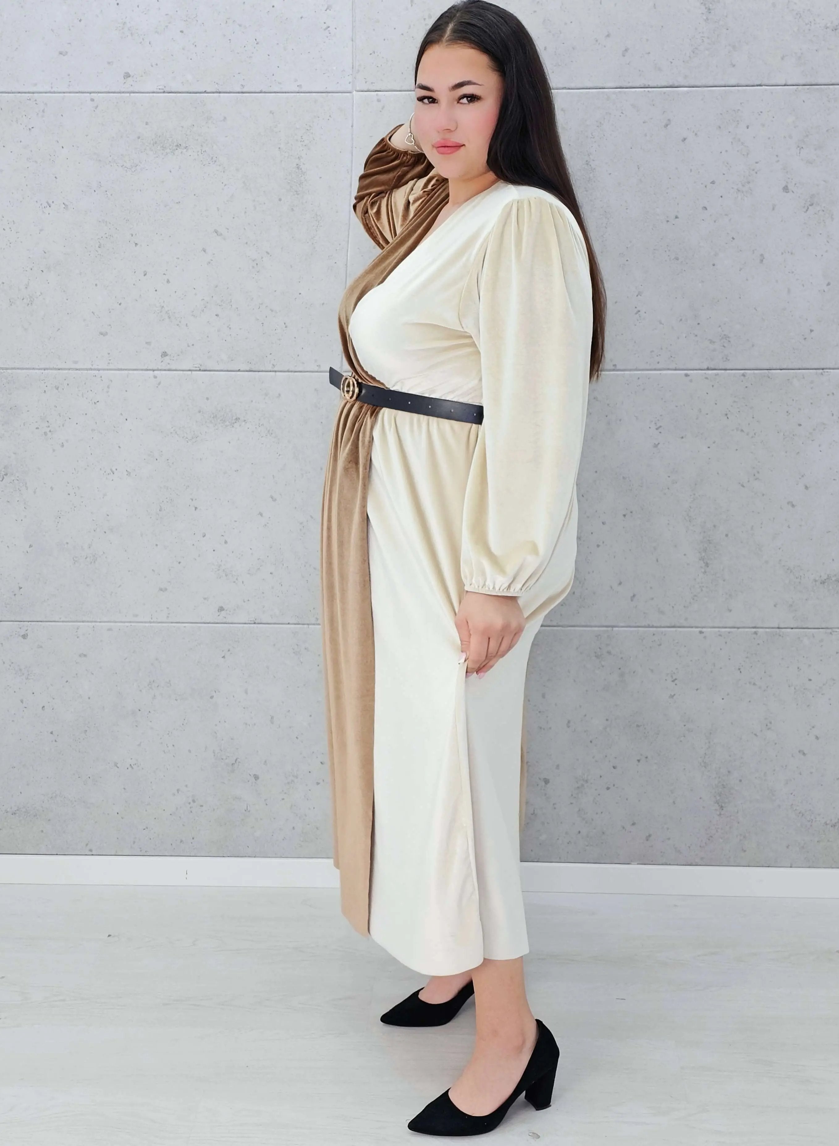 Dwukolorowa sukienka welurowa Stylowa XL