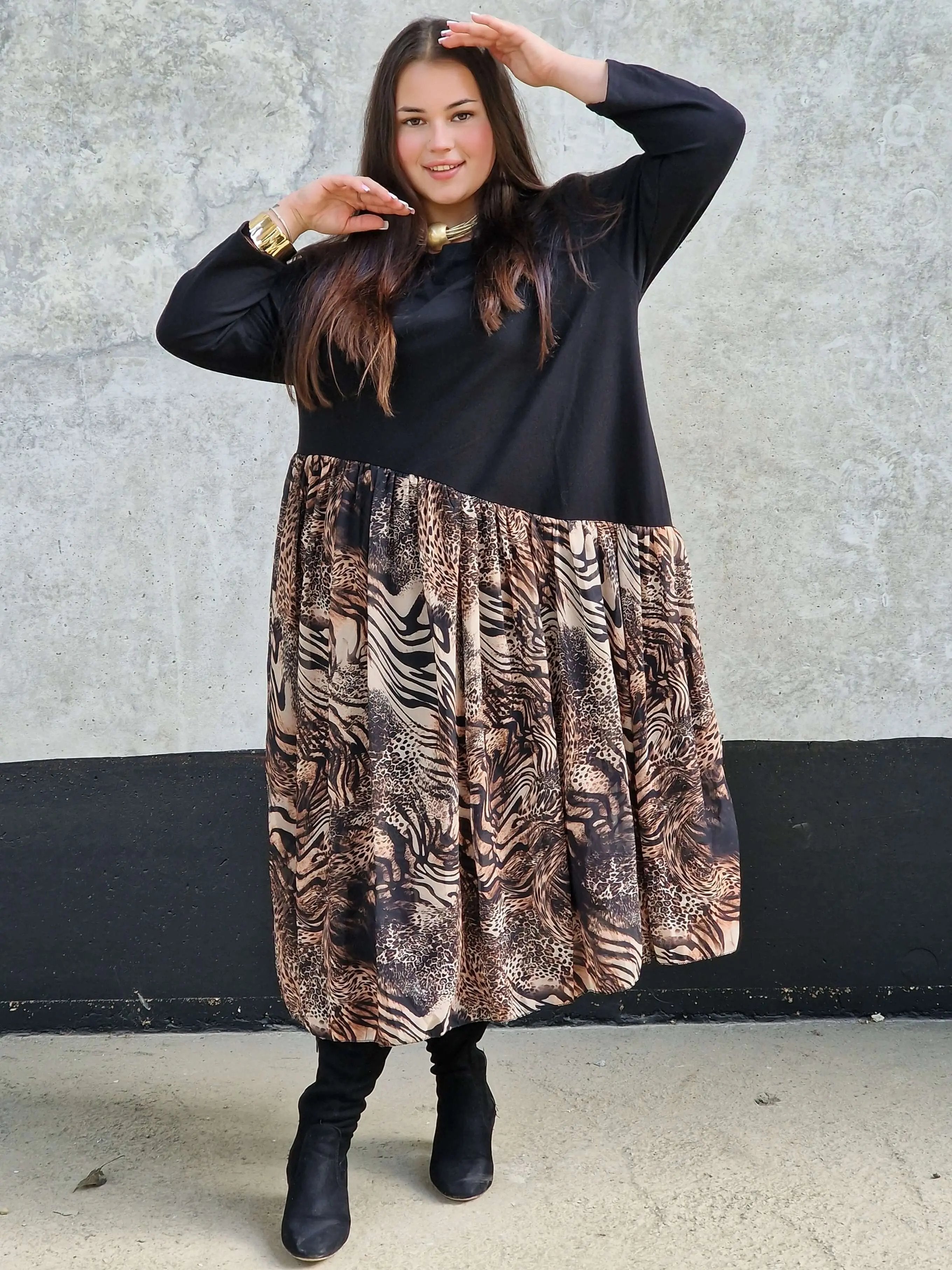 Elegancka Sukienka z Kontrastowym Dołem w Zwierzęcy Wzór Stylowa XL