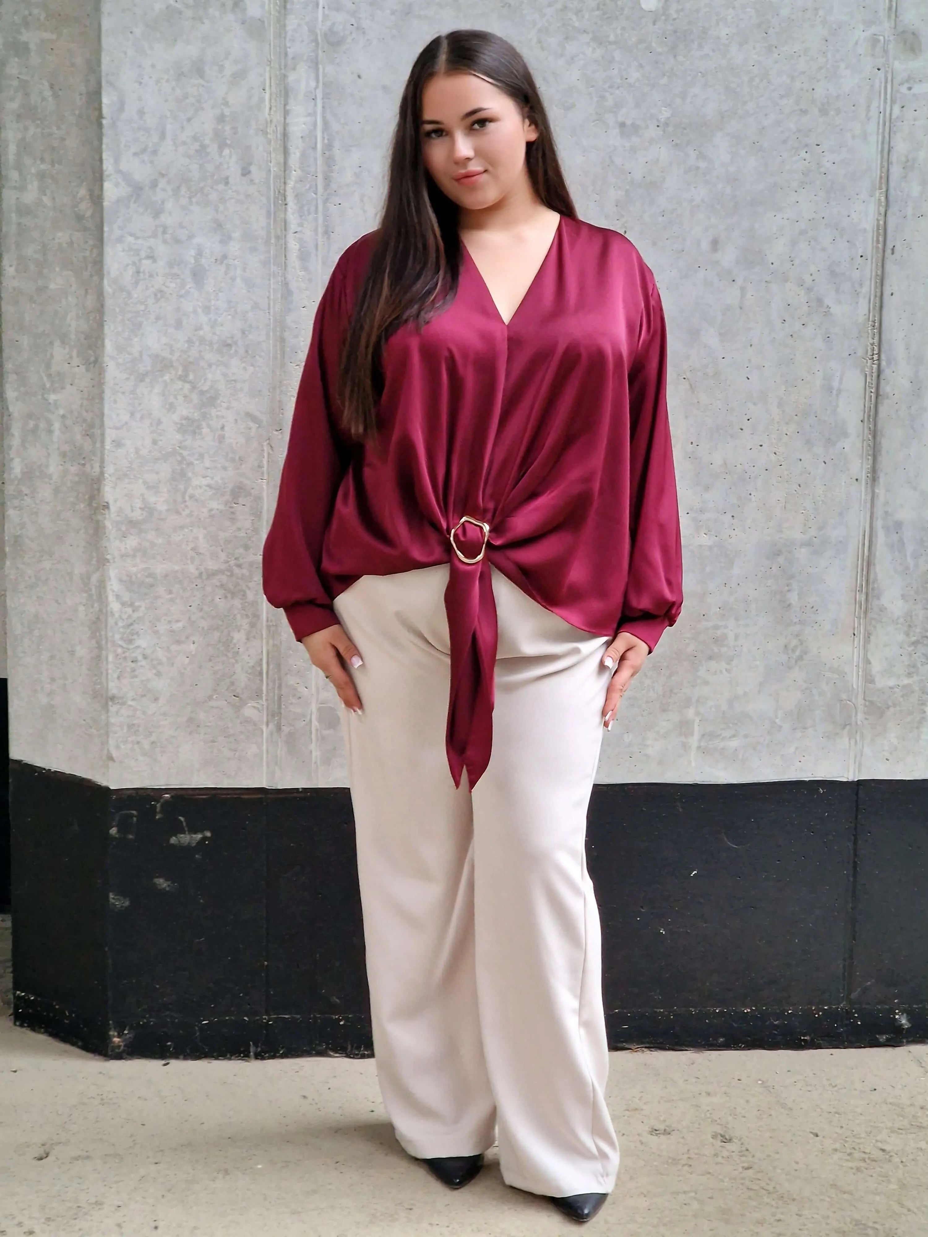 Elegancka bluzka damska plus size – styl, szyk i komfort w jednym | Stylowa XL