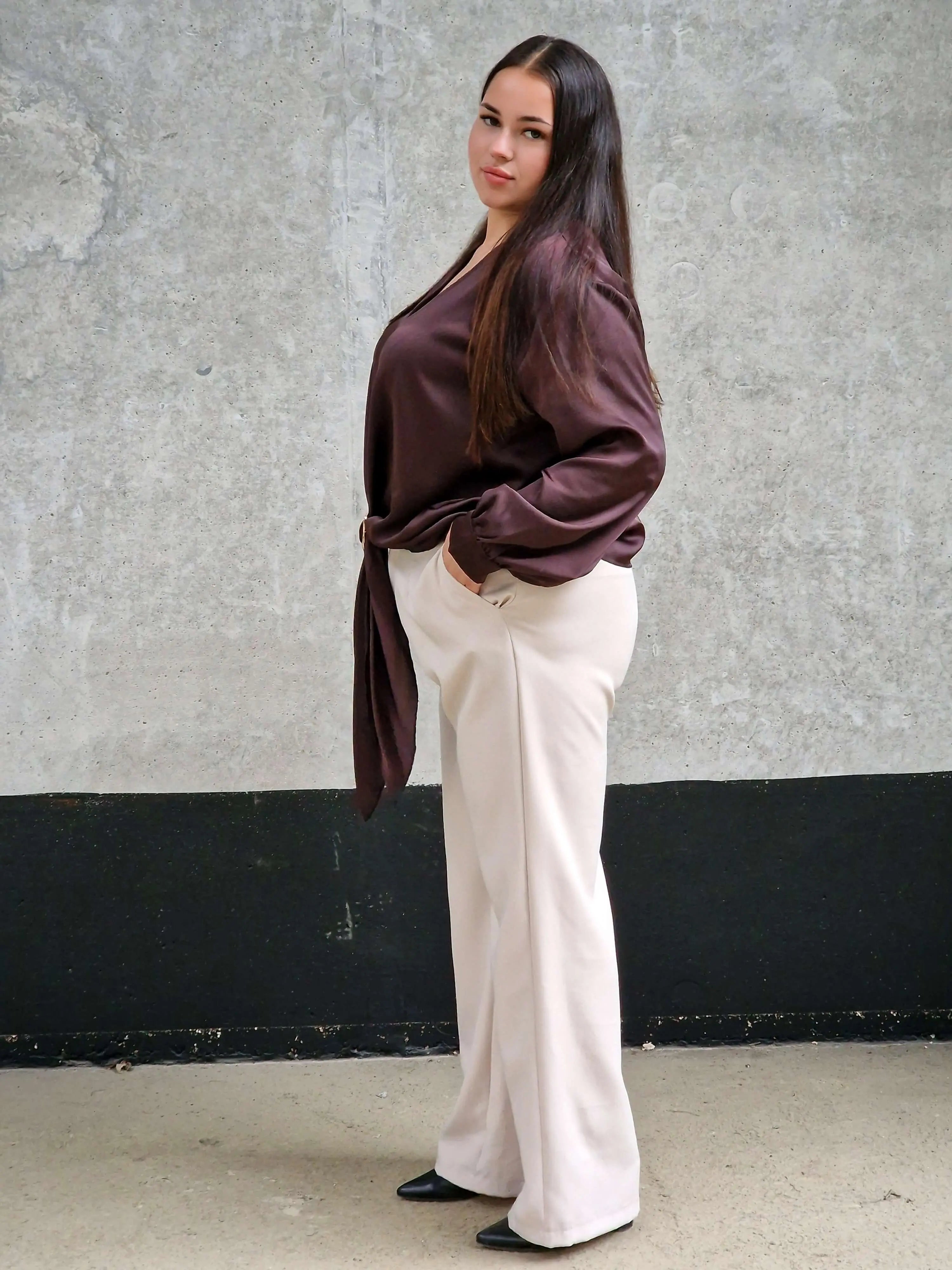 Elegancka bluzka damska plus size – styl, szyk i komfort w jednym | Stylowa XL