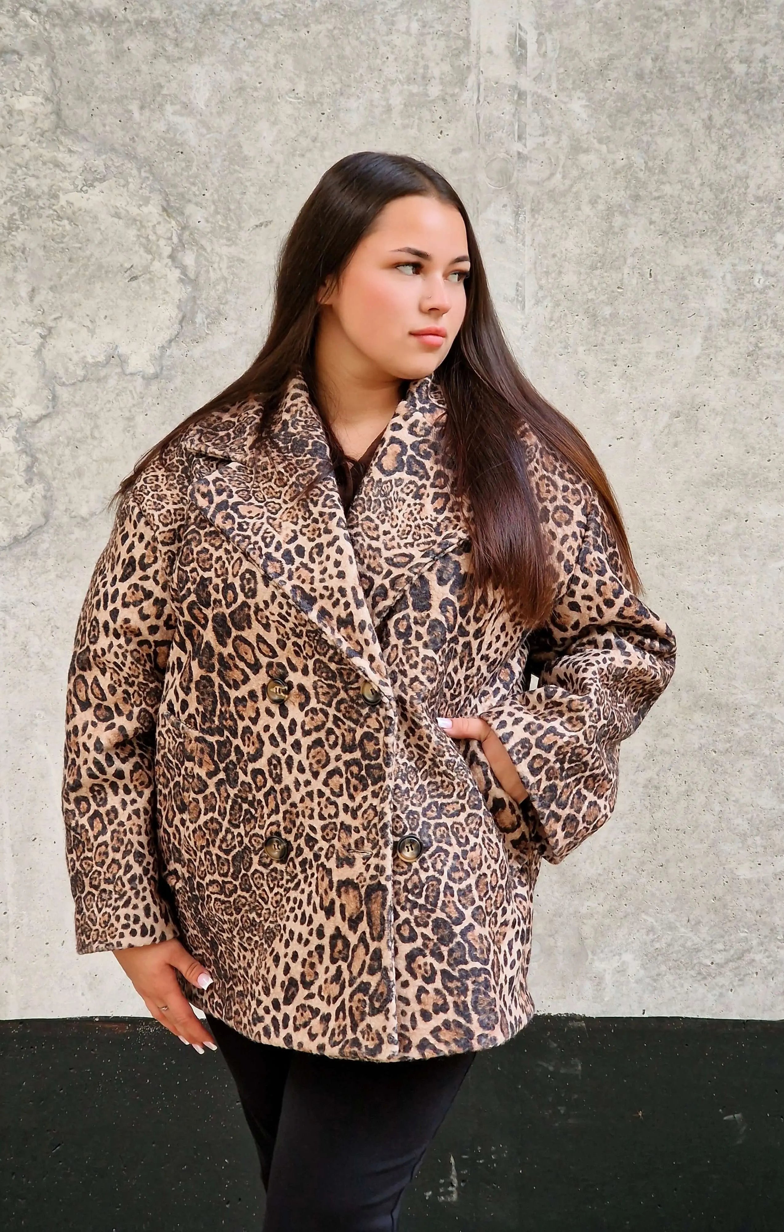 Elegancka długa marynarka - wzór lamparta Stylowa XL