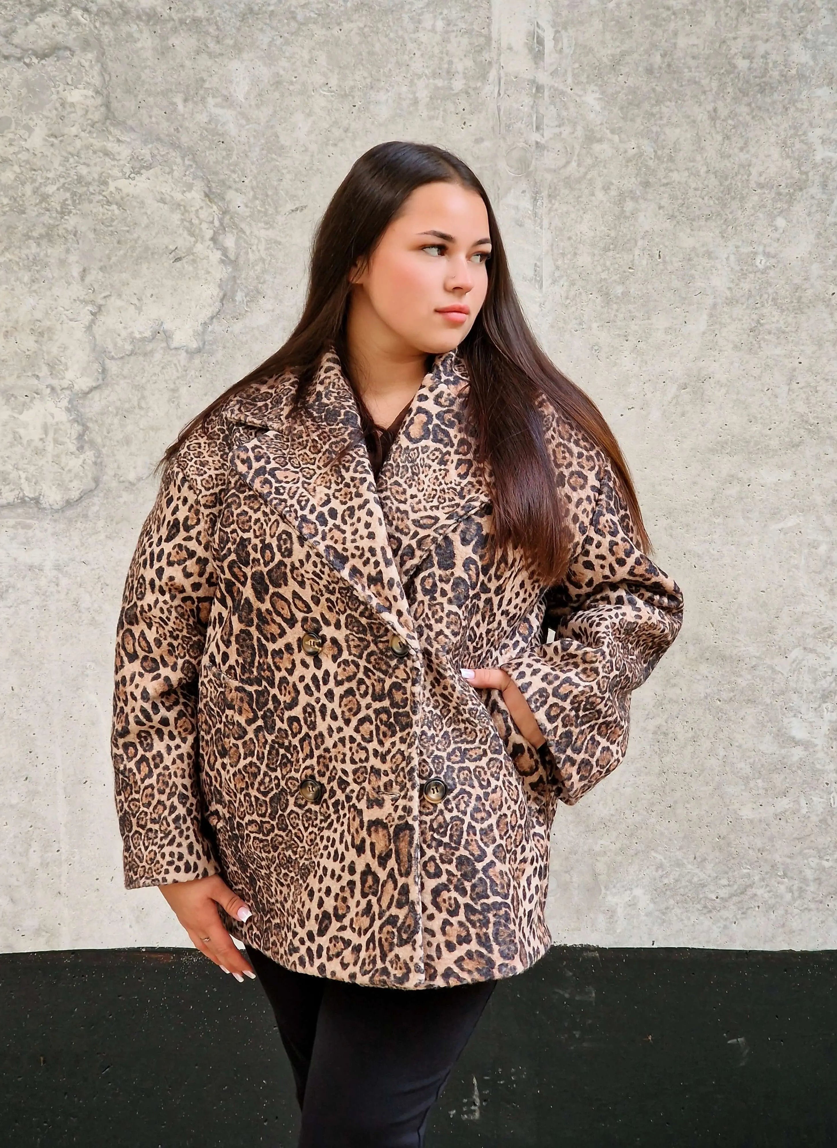 Elegancka długa marynarka - wzór lamparta Stylowa XL