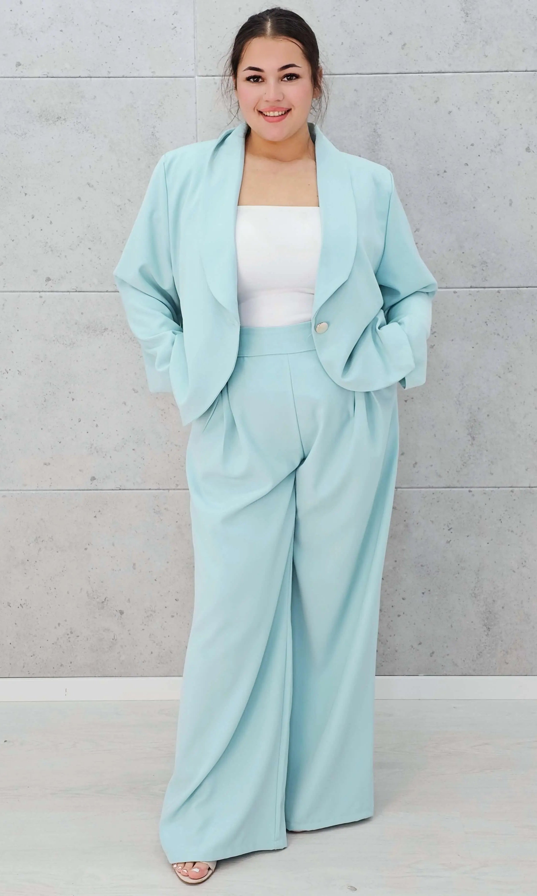 Elegancki garnitur damski plus size Stylowa XL