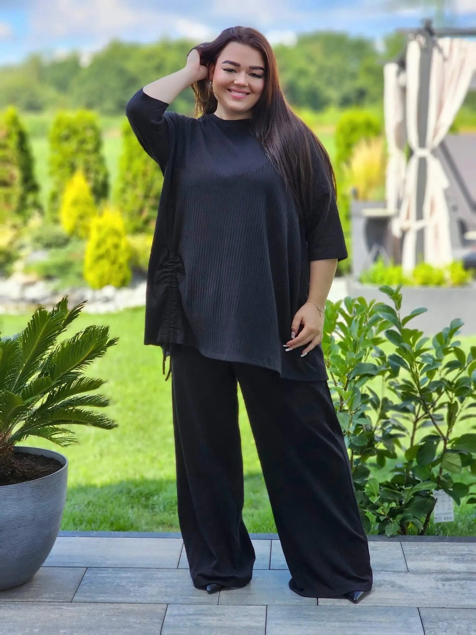 Elegancki prążkowy komplet Stylowa XL