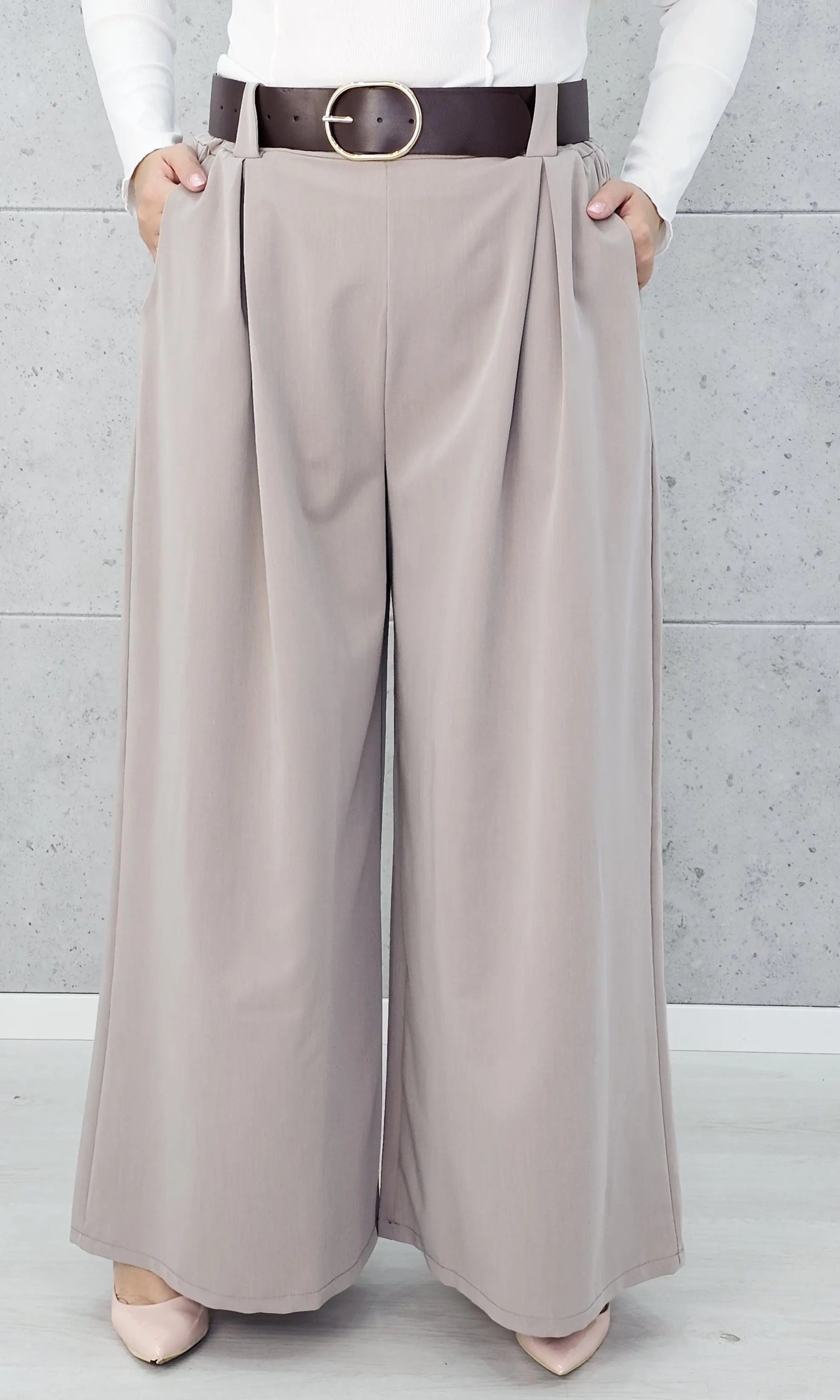 Eleganckie spodnie palazzo z paskiem Stylowa XL