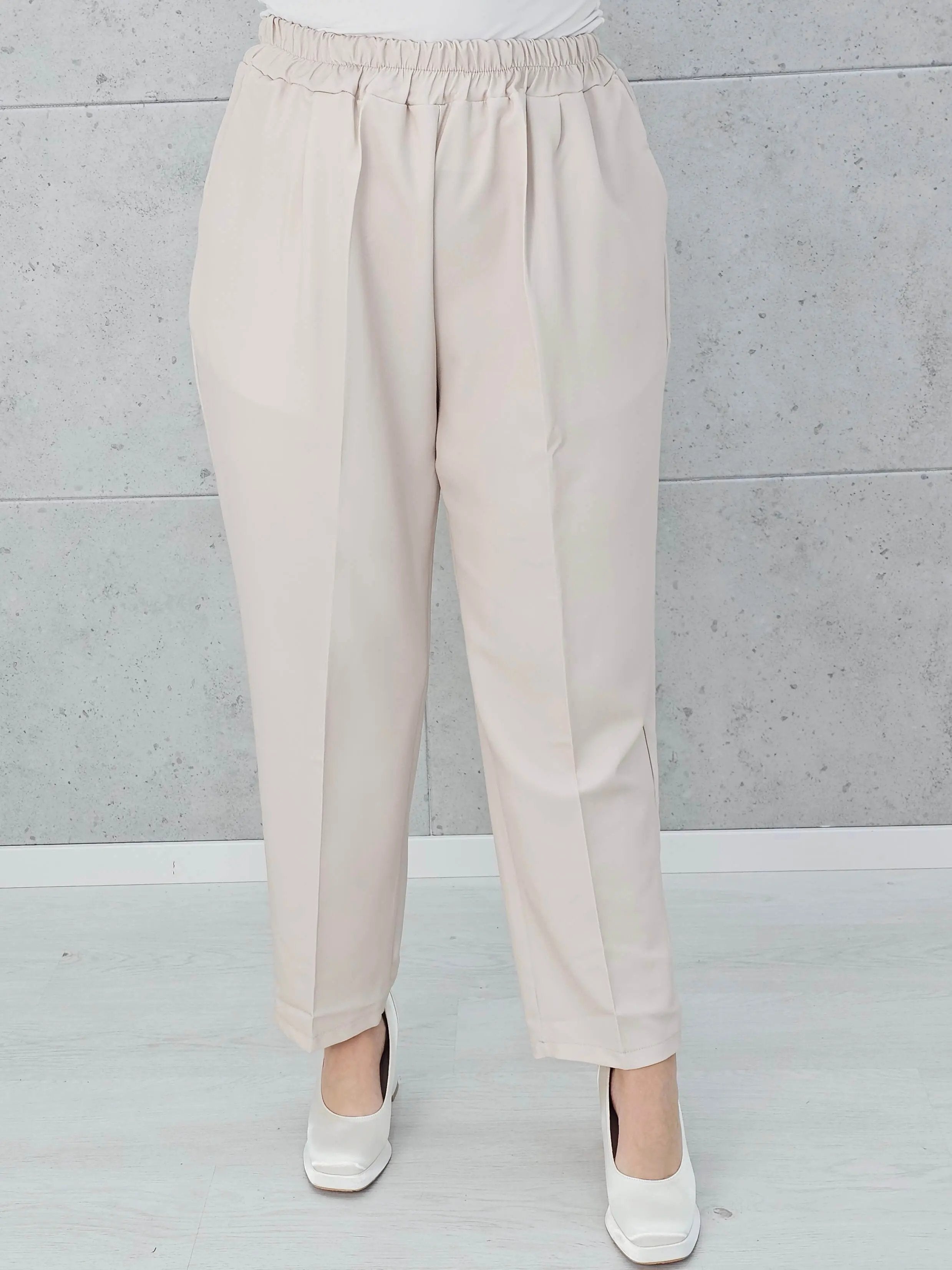 Eleganckie spodnie z gumką w pasie Stylowa XL