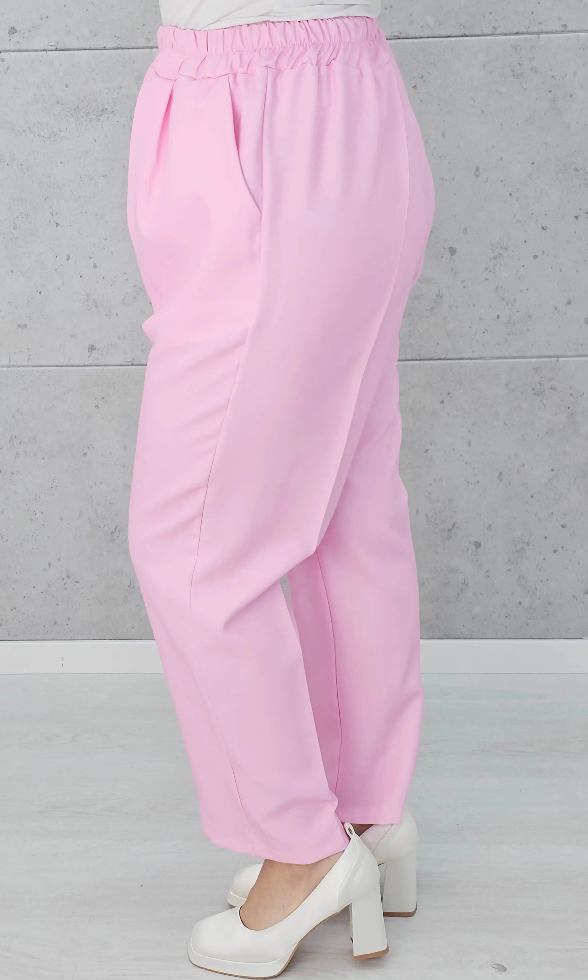 Eleganckie spodnie z gumką w pasie Stylowa XL