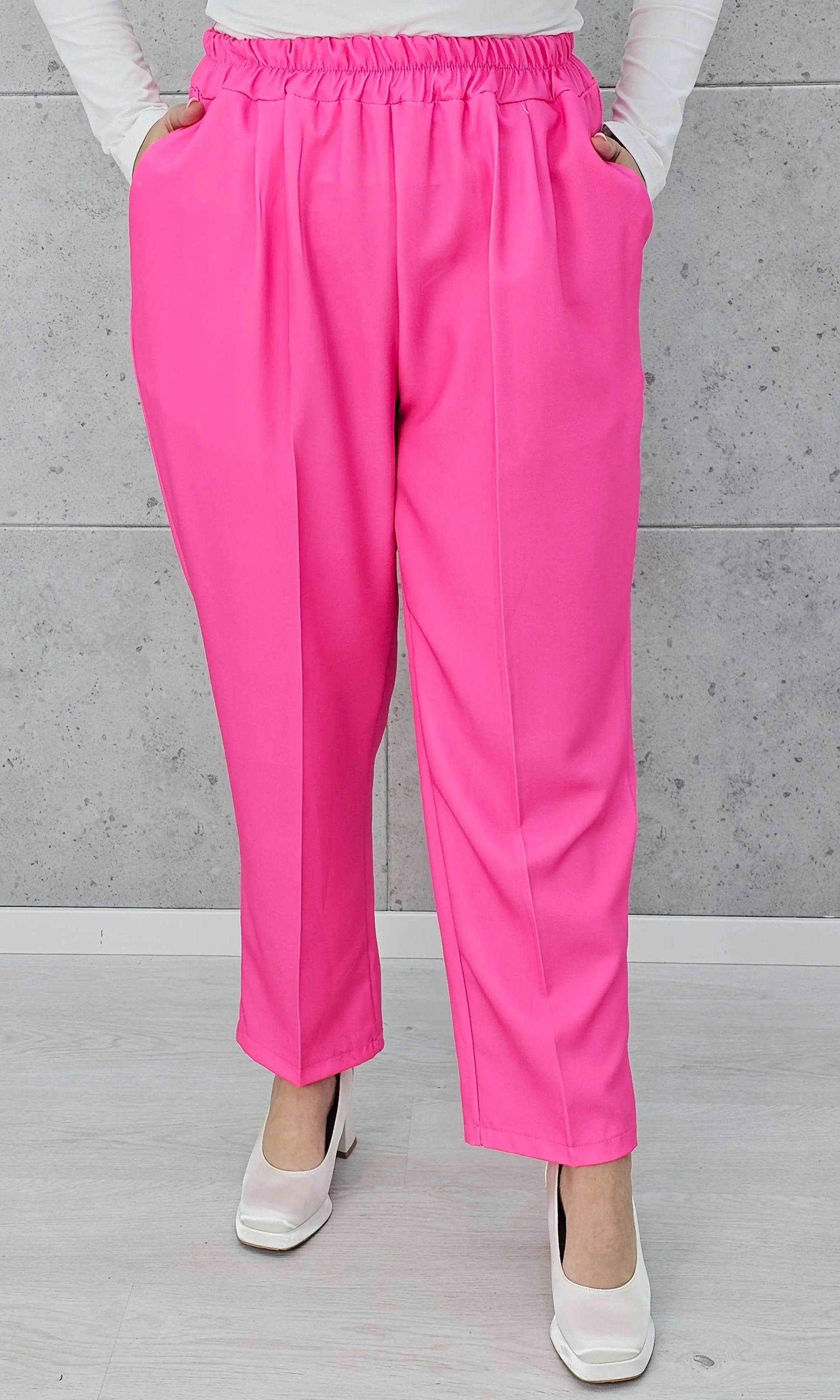 Eleganckie spodnie z gumką w pasie Stylowa XL