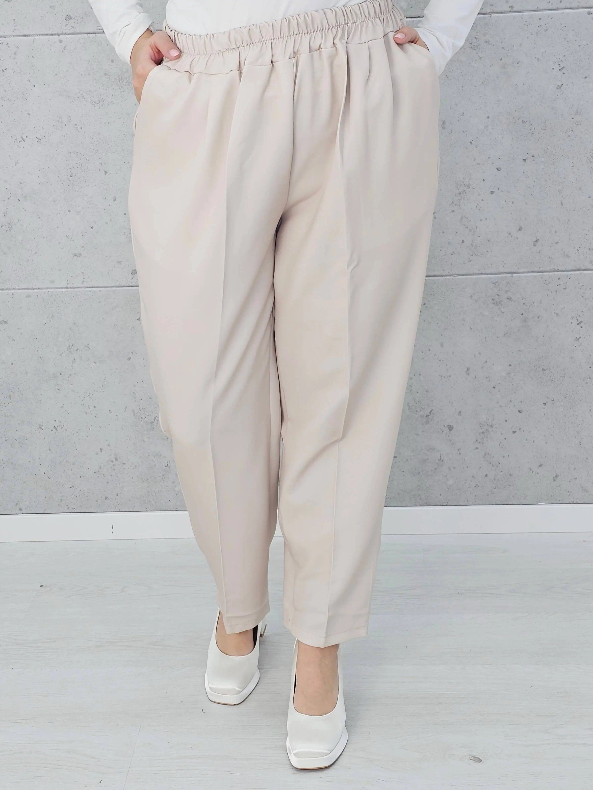 Eleganckie spodnie z gumką w pasie Stylowa XL