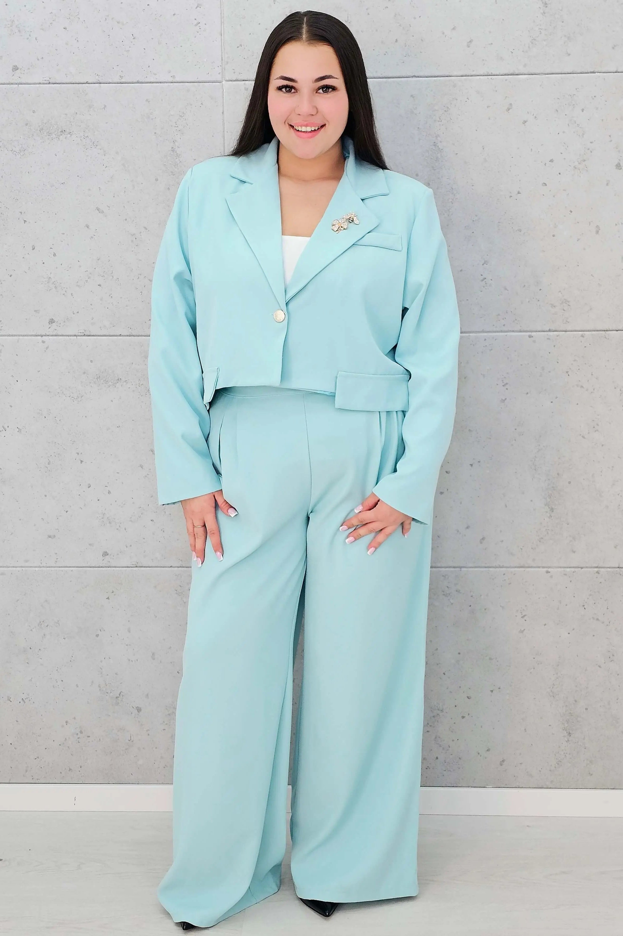 Garnitur „Elegance Bloom” z krótką marynarką Stylowa XL