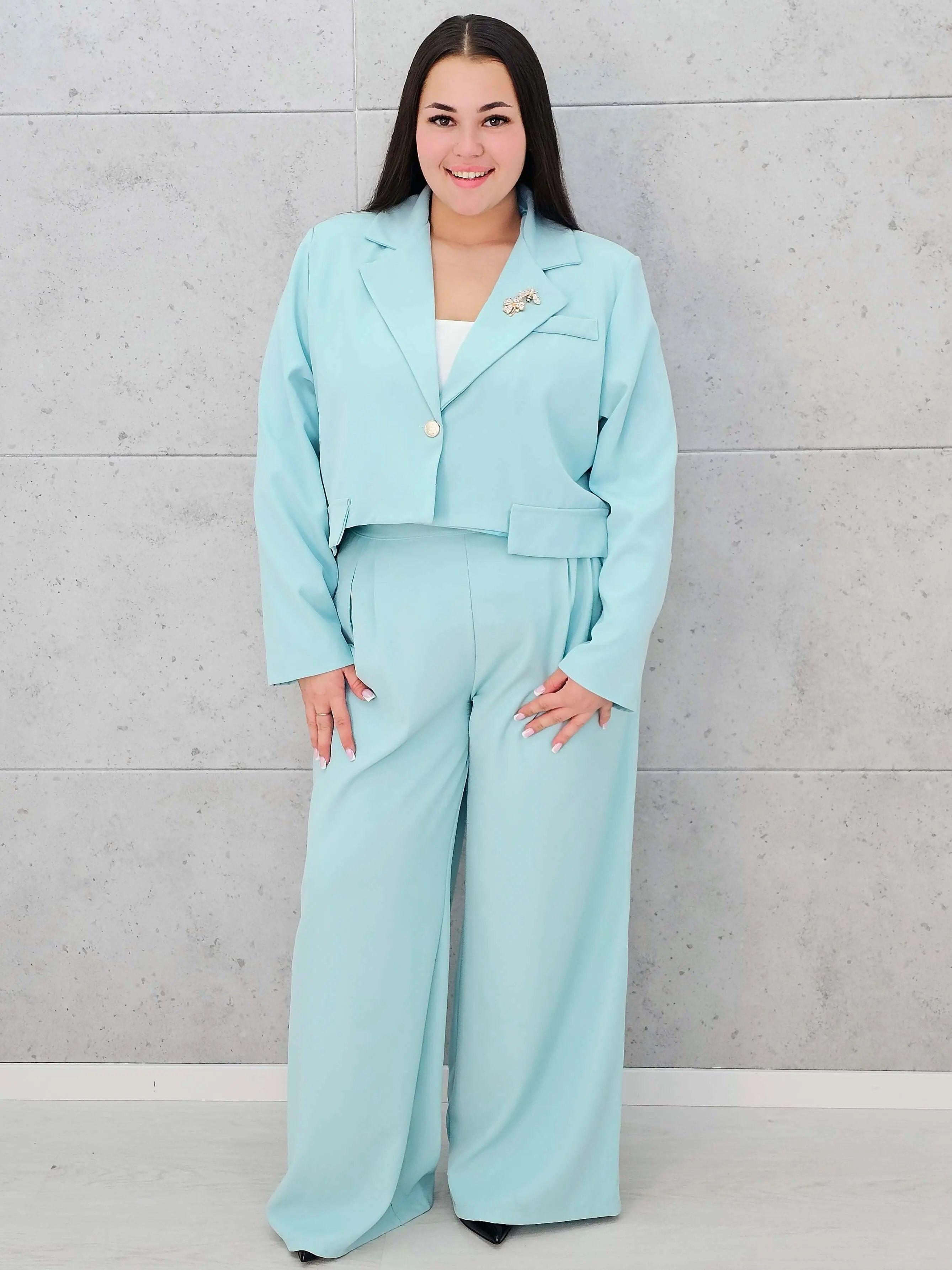 Garnitur „Elegance Bloom” z krótką marynarką Stylowa XL