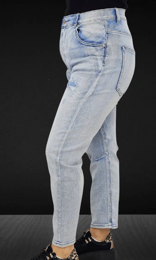 Jasne jeansy z aplikacją misia Stylowa XL