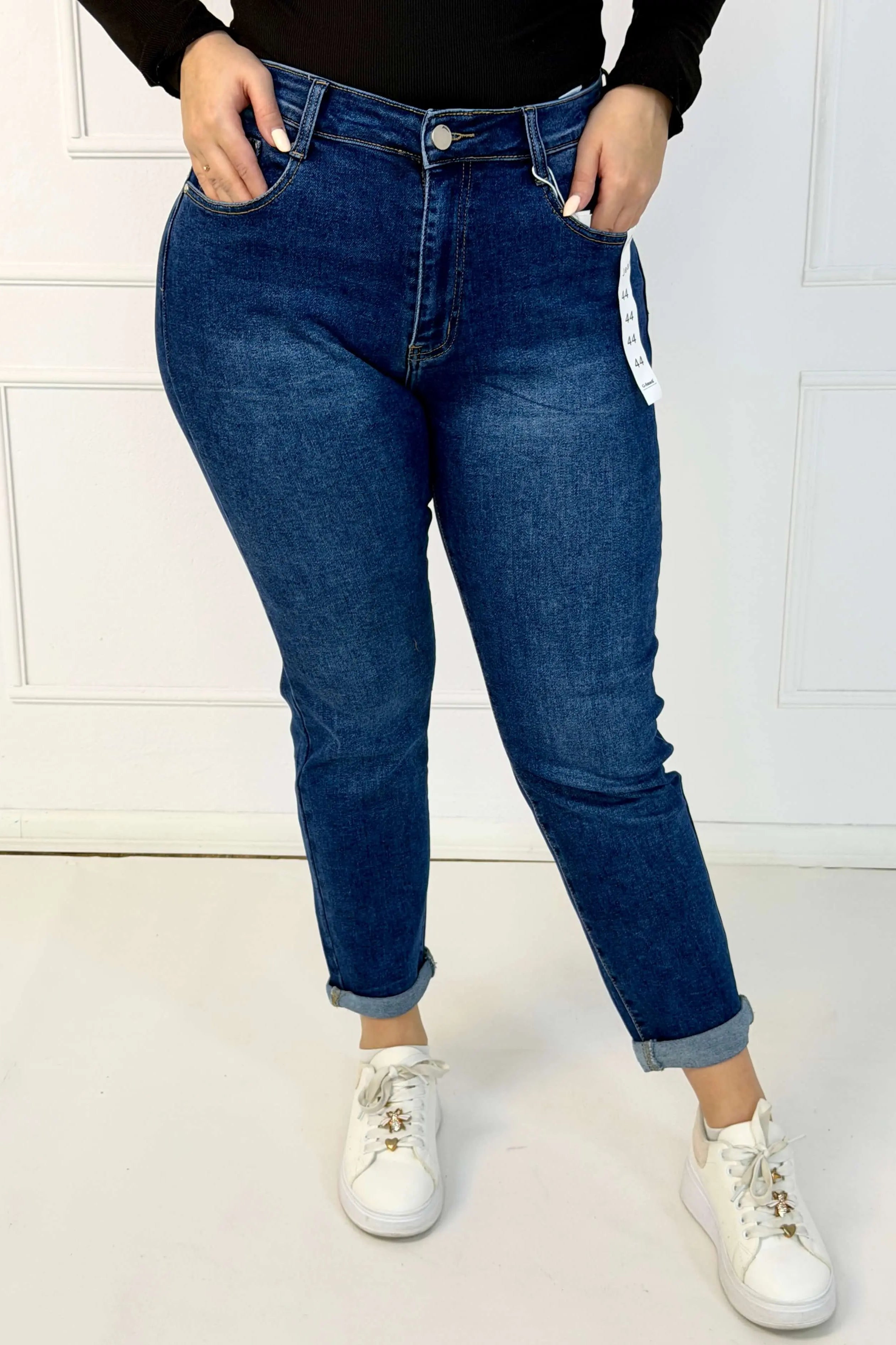 Jeansy plus size G-Smack mom fit XXL – granatowy denim z haftowanym kwiatem Stylowa XL