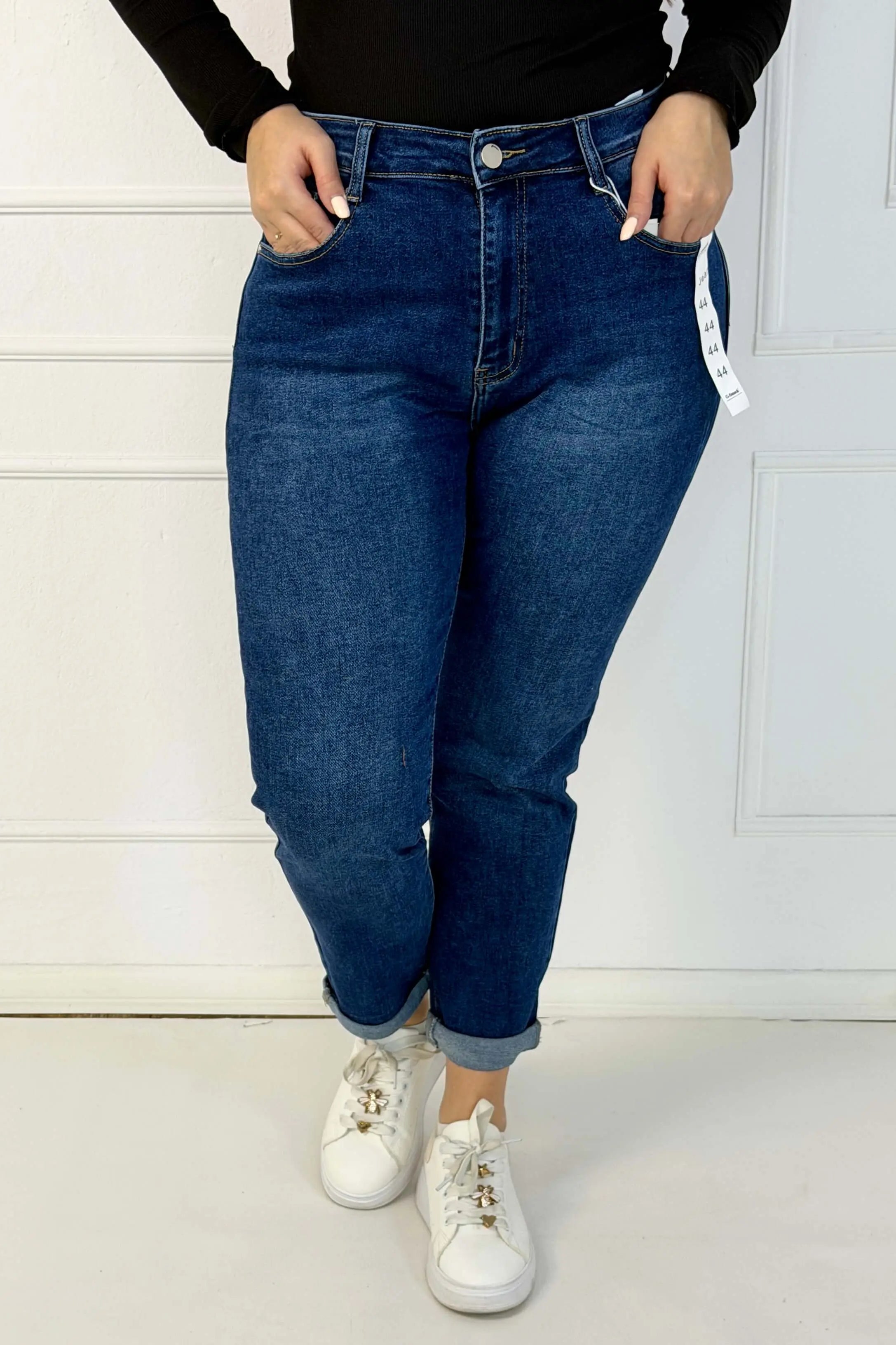 Jeansy plus size G-Smack mom fit XXL – granatowy denim z haftowanym kwiatem Stylowa XL