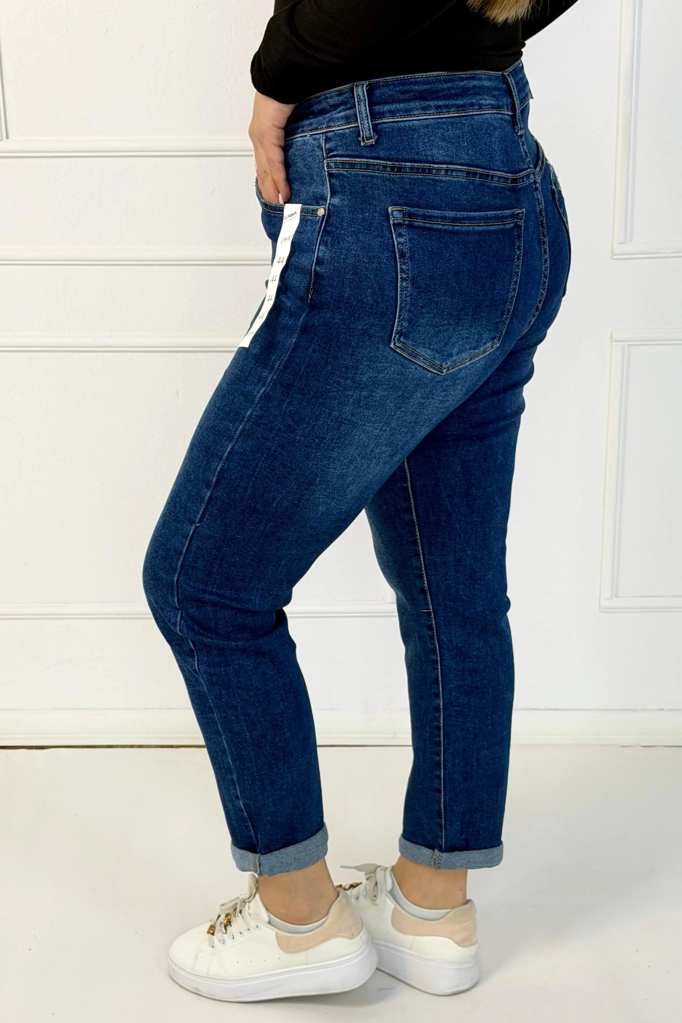 Jeansy plus size G-Smack mom fit XXL – granatowy denim z haftowanym kwiatem Stylowa XL