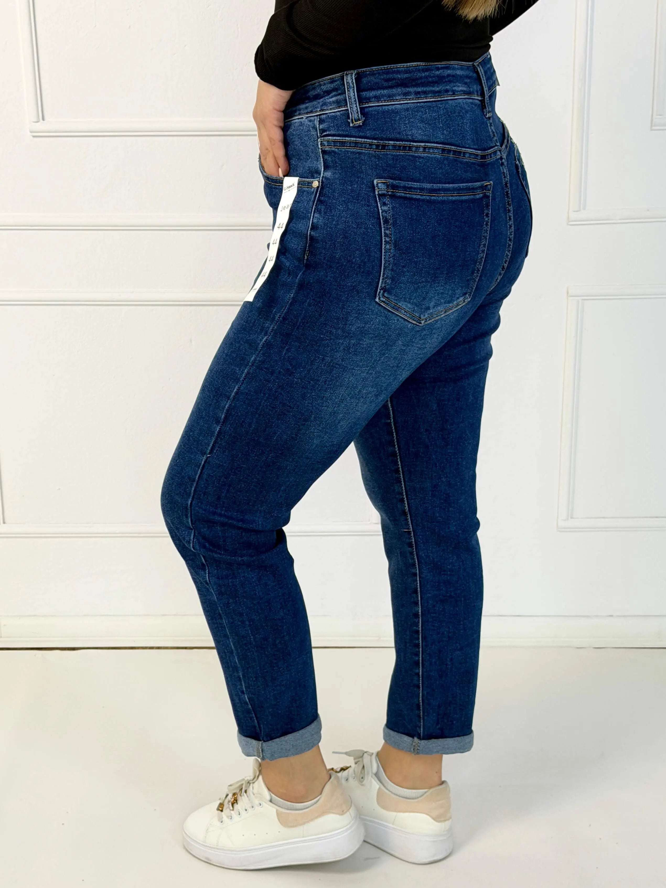 Jeansy plus size G-Smack mom fit XXL – granatowy denim z haftowanym kwiatem Stylowa XL