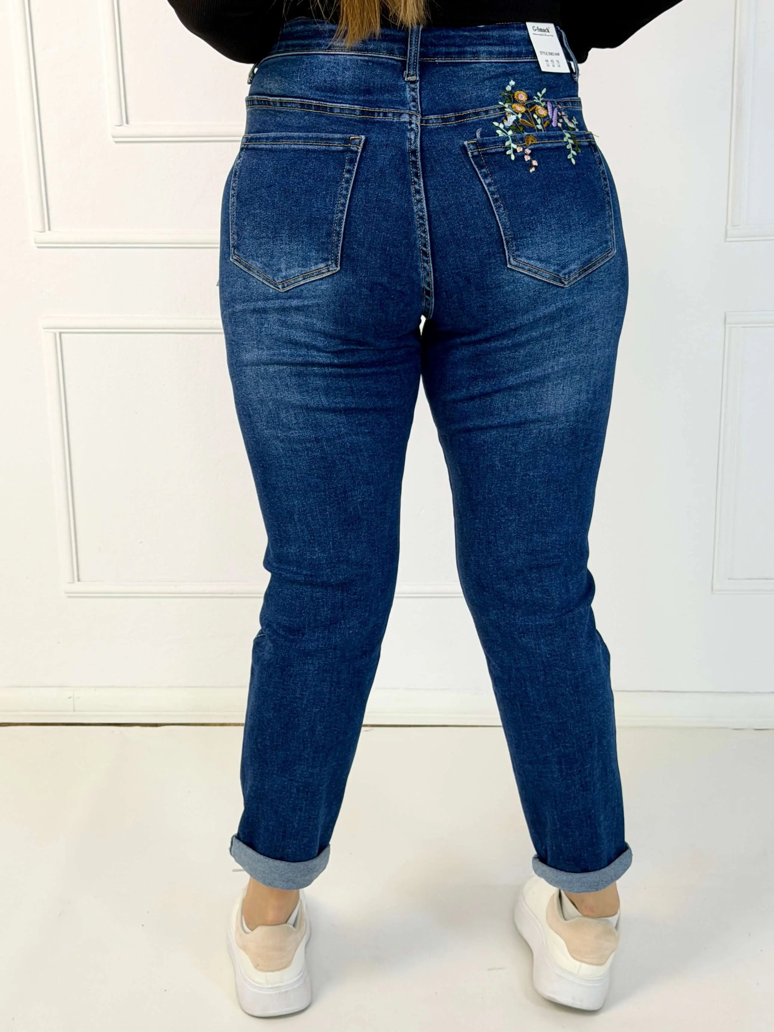 Jeansy plus size G-Smack mom fit XXL – granatowy denim z haftowanym kwiatem Stylowa XL