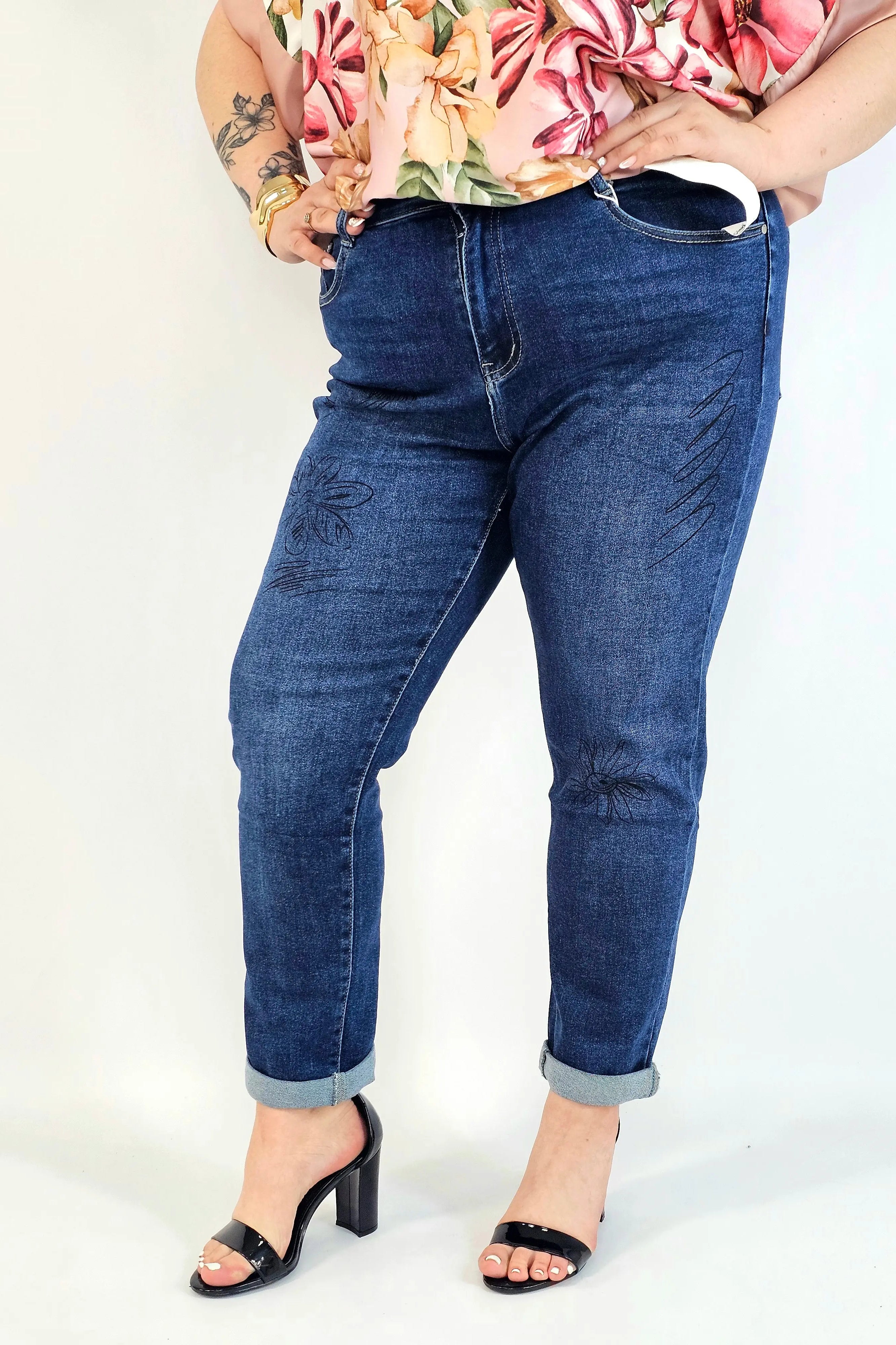Jeansy plus size G'Smack mom fit XXL z nadrukiem – granatowy denim Stylowa XL