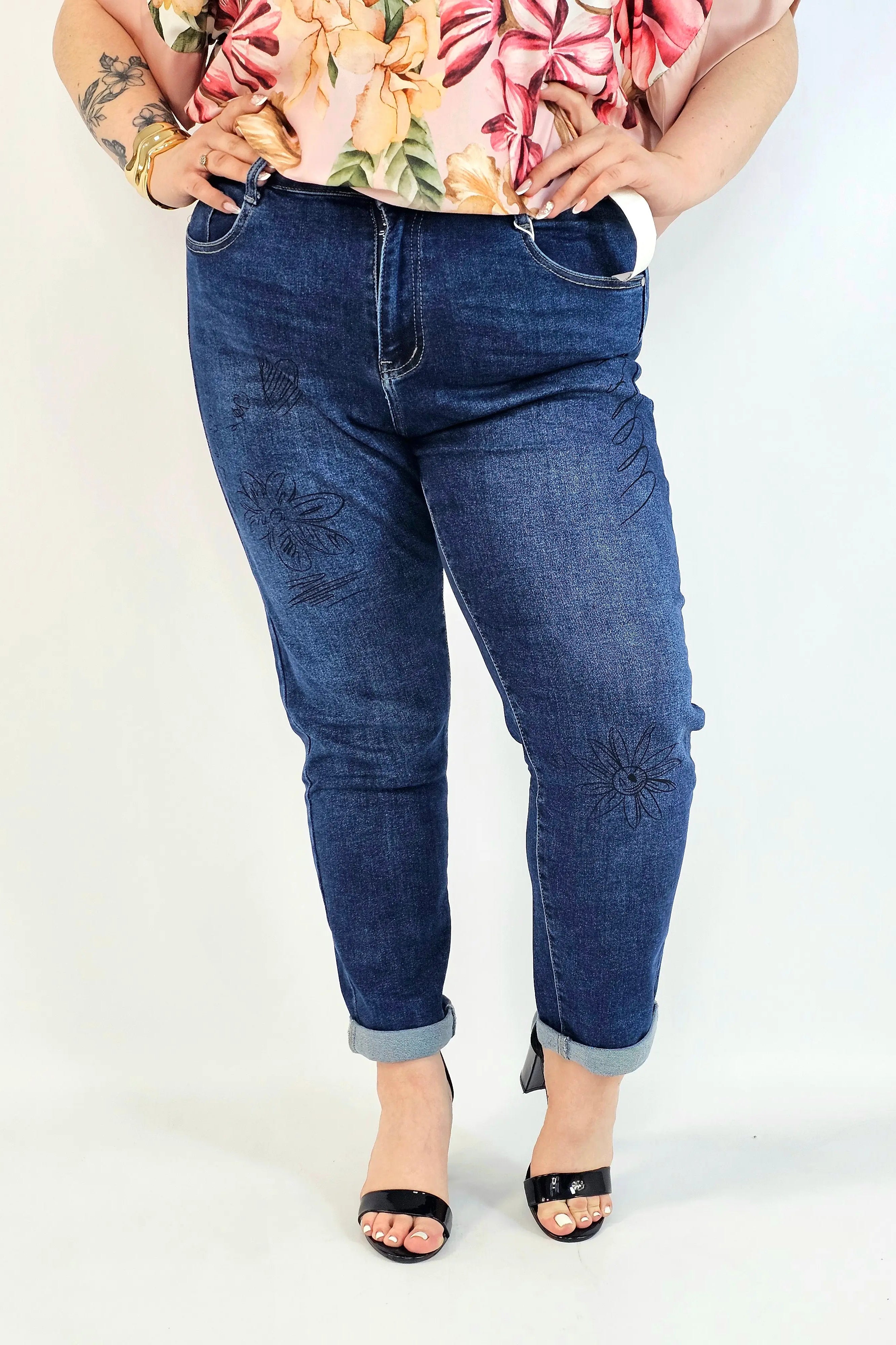 Jeansy plus size G'Smack mom fit XXL z nadrukiem – granatowy denim Stylowa XL