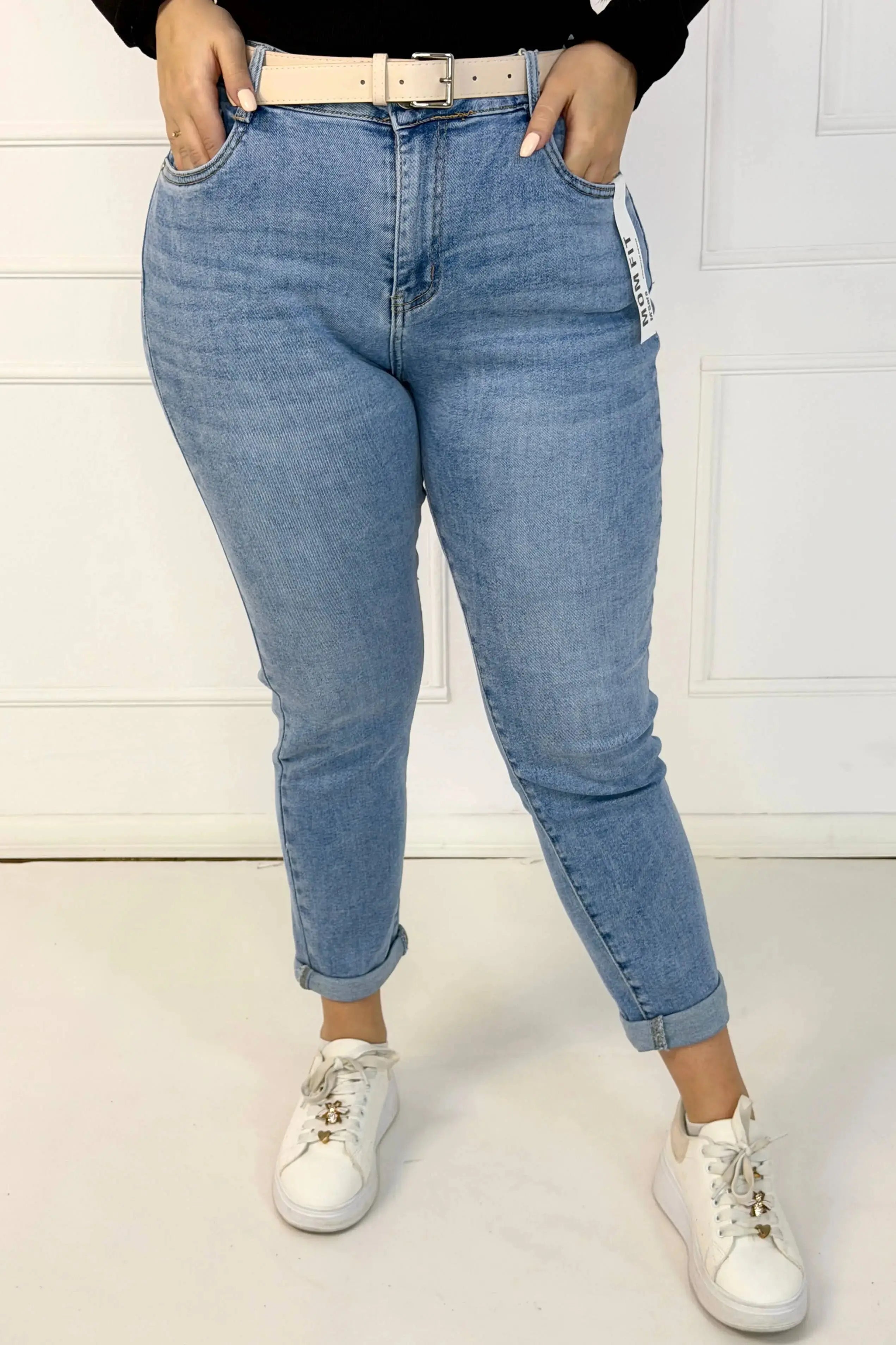 Jeansy plus size M'Sara mom fit XXL – jasny denim z wysokim stanem Stylowa XL