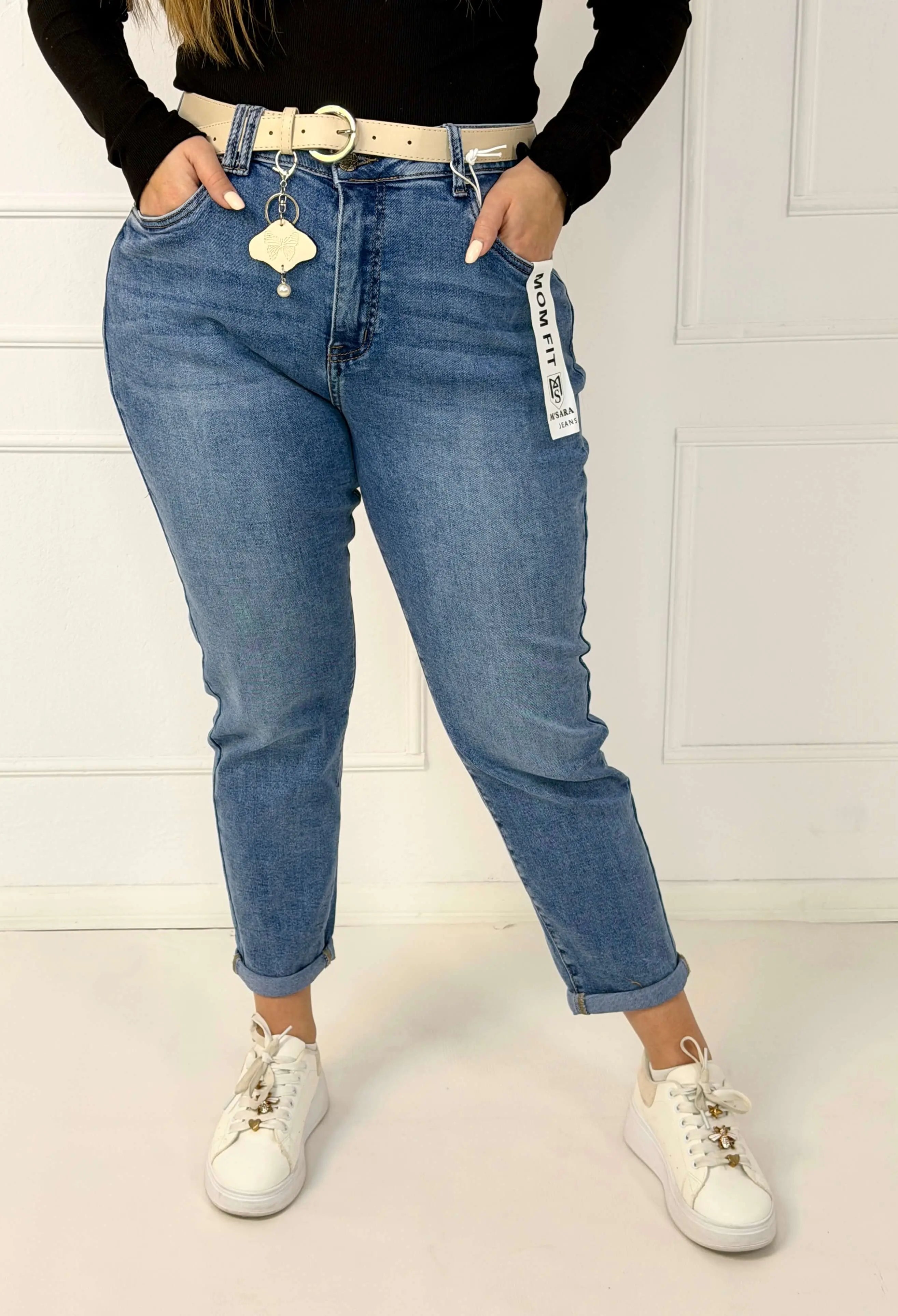 Jeansy plus size M'sara mom fit z jasnego denimu – wygodne spodnie damskie XXL Stylowa XL