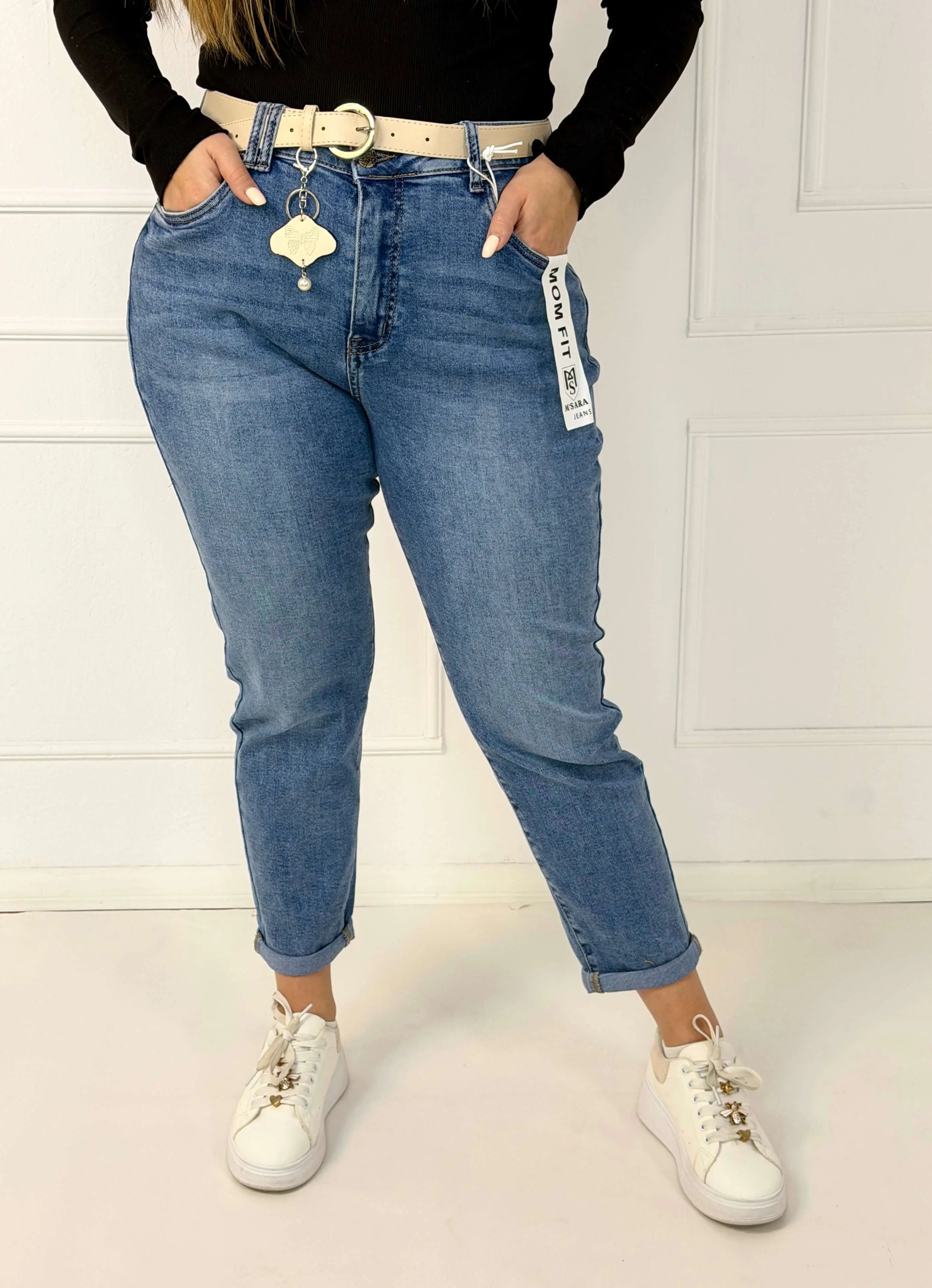 Jeansy plus size M'sara mom fit z jasnego denimu – wygodne spodnie damskie XXL Stylowa XL
