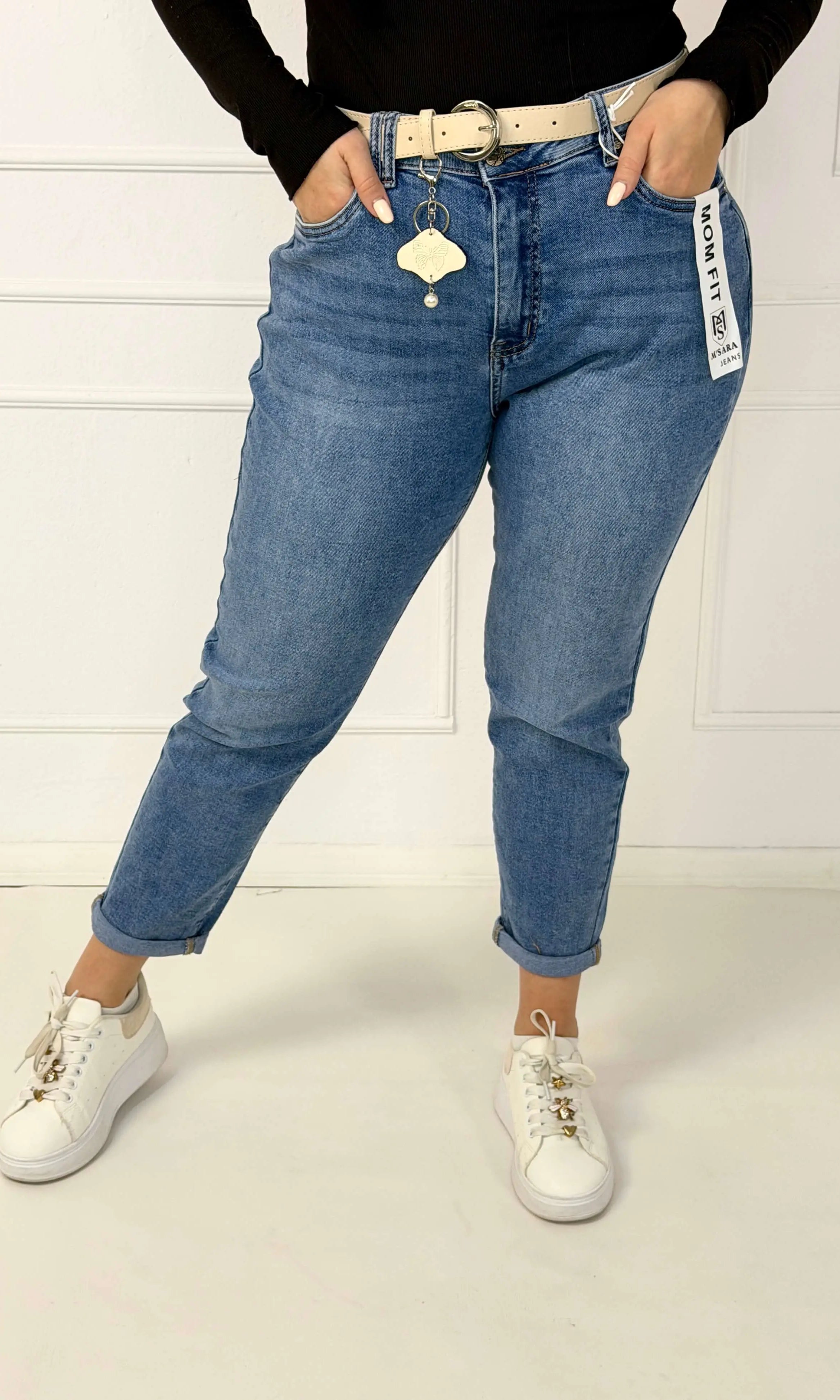 Jeansy plus size M'sara mom fit z jasnego denimu – wygodne spodnie damskie XXL Stylowa XL