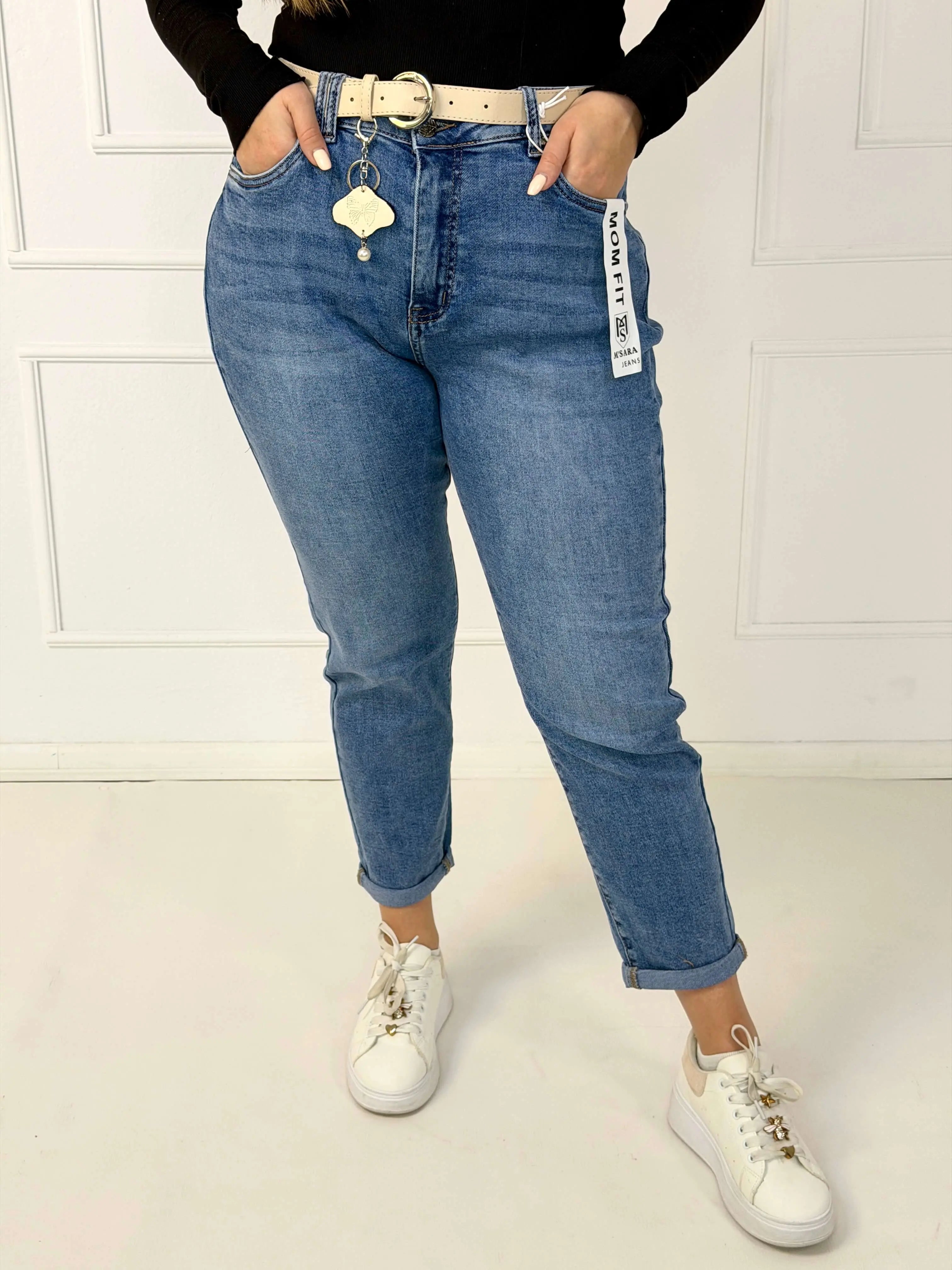 Jeansy plus size M'sara mom fit z jasnego denimu – wygodne spodnie damskie XXL Stylowa XL