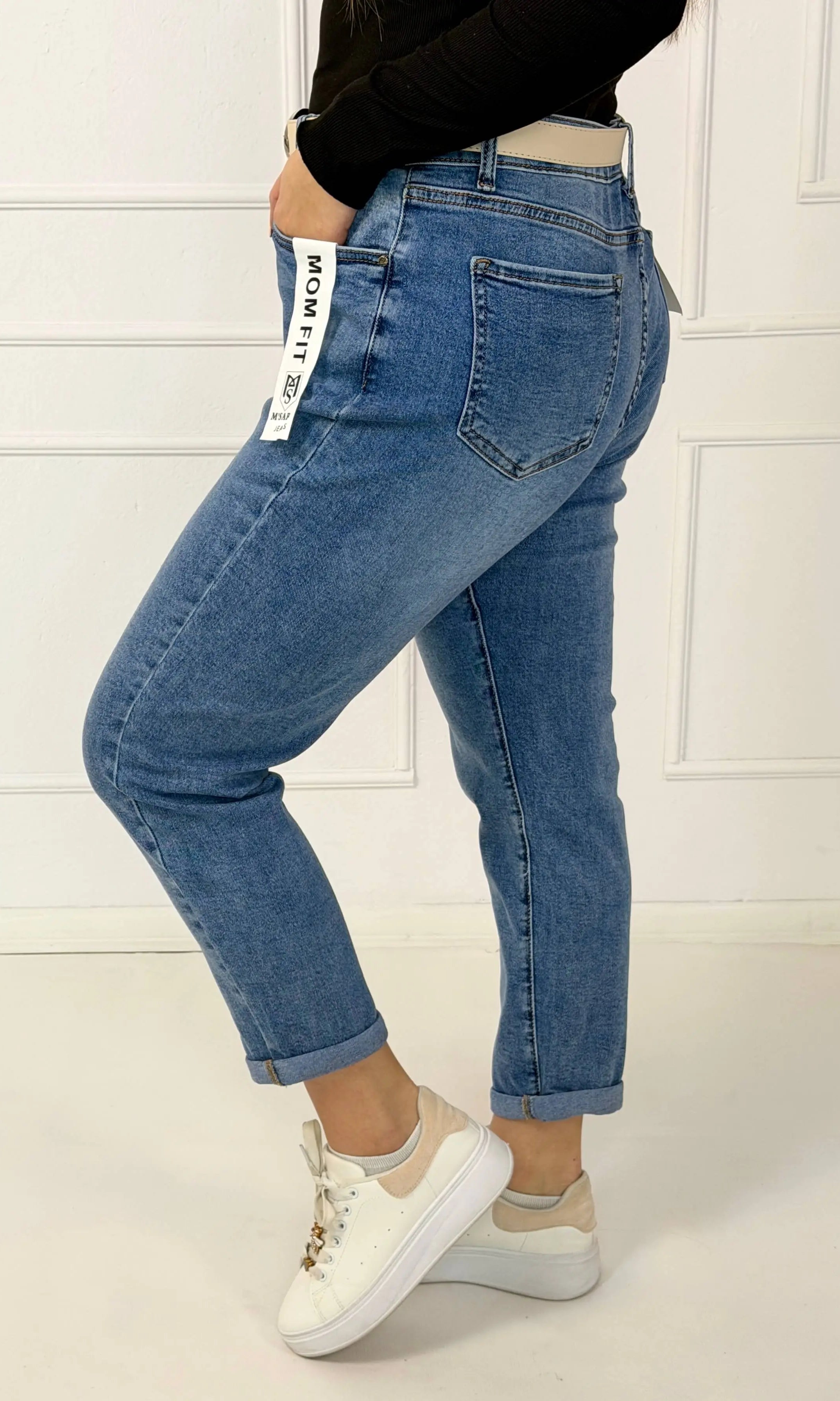 Jeansy plus size M'sara mom fit z jasnego denimu – wygodne spodnie damskie XXL Stylowa XL