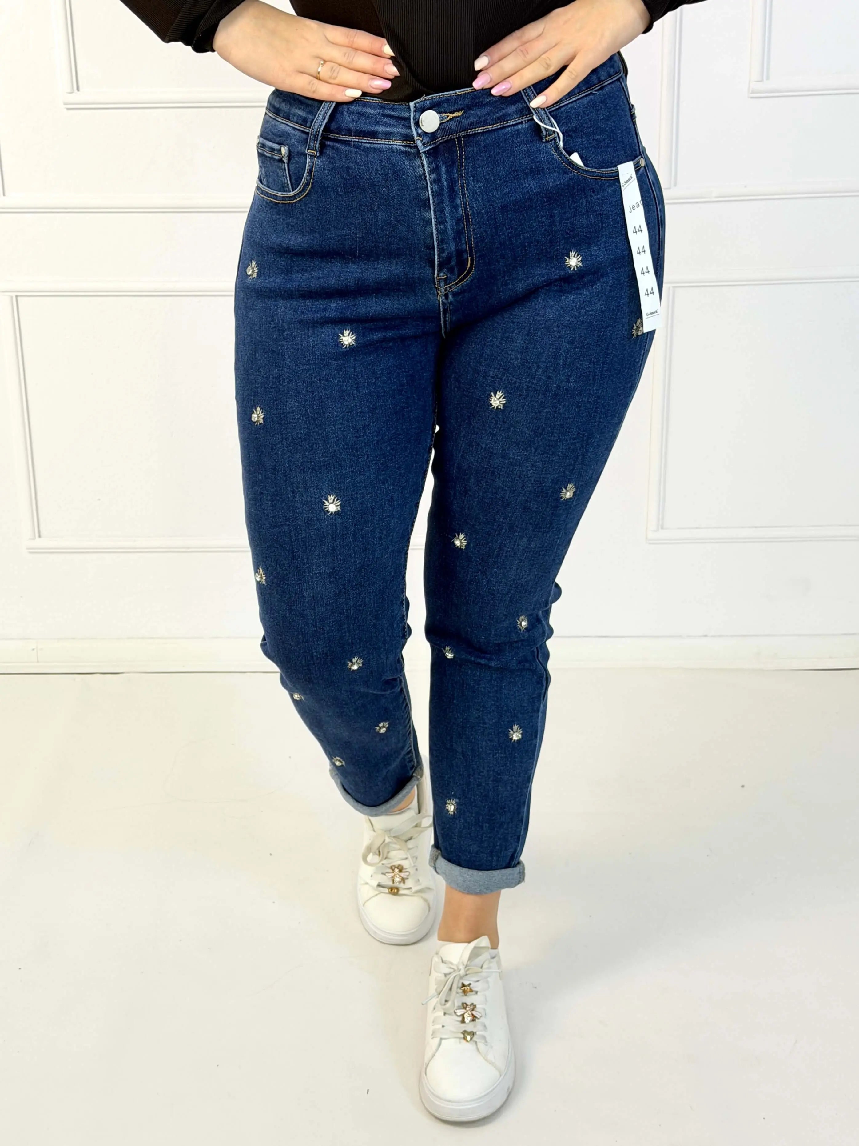 Jeansy plus size granatowe z ozdobnymi aplikacjami – spodnie damskie XXL Stylowa XL