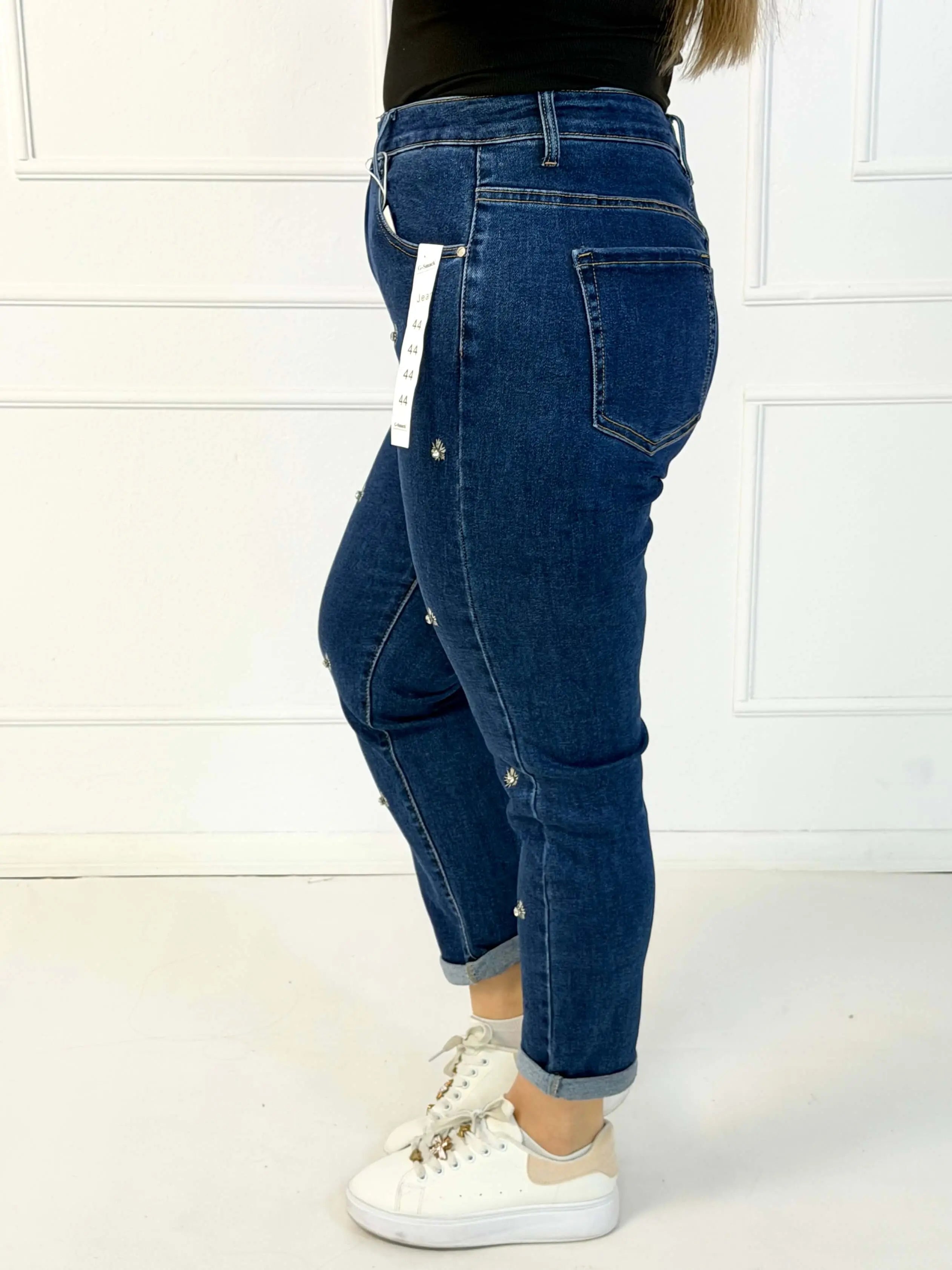 Jeansy plus size granatowe z ozdobnymi aplikacjami – spodnie damskie XXL Stylowa XL
