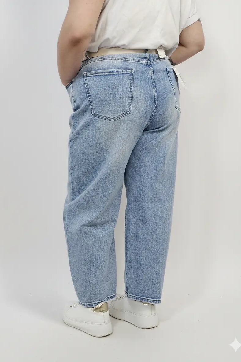 Jeansy plus size jasne z wysokim stanem – wygodne spodnie XXL Stylowa XL