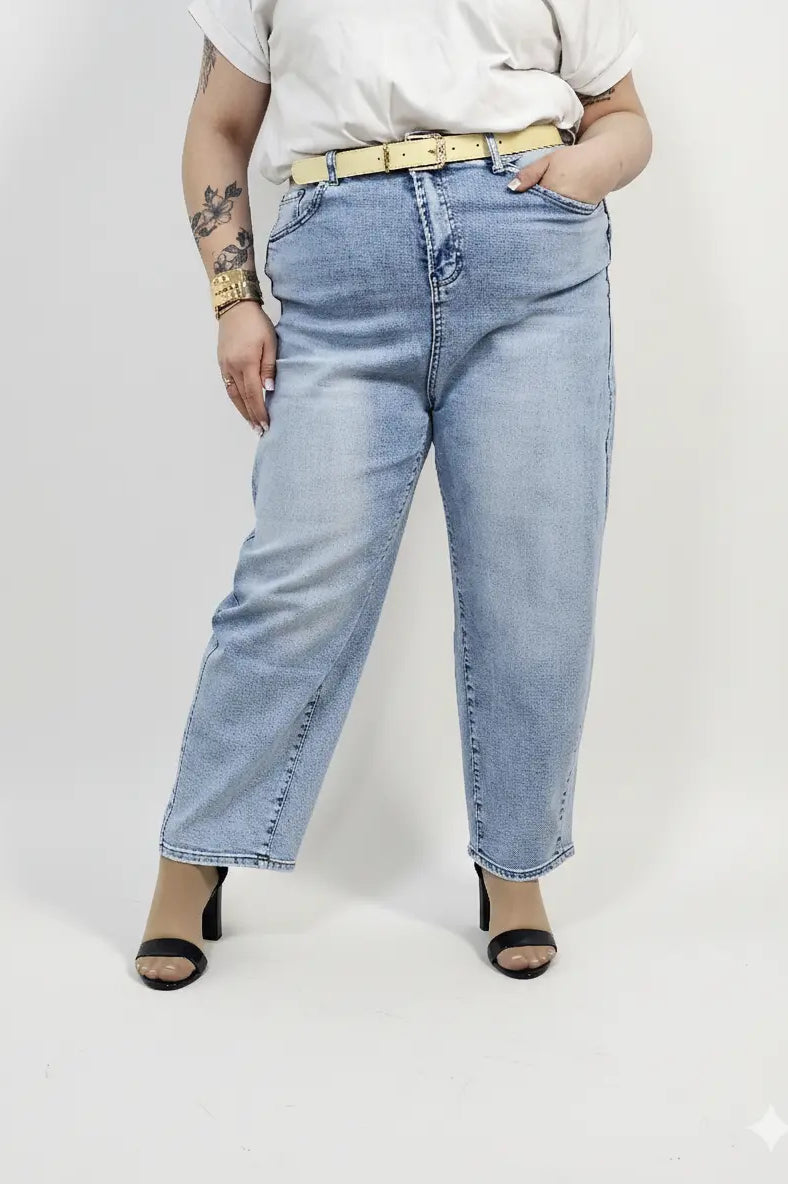 Jeansy plus size jasnoniebieskie z wysokim stanem – wygodne spodnie XXL Stylowa XL