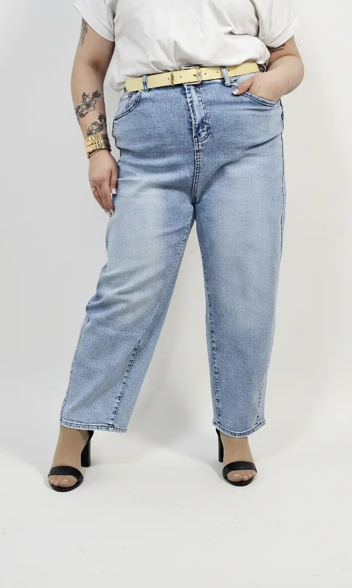 Jeansy plus size jasnoniebieskie z wysokim stanem – wygodne spodnie XXL Stylowa XL