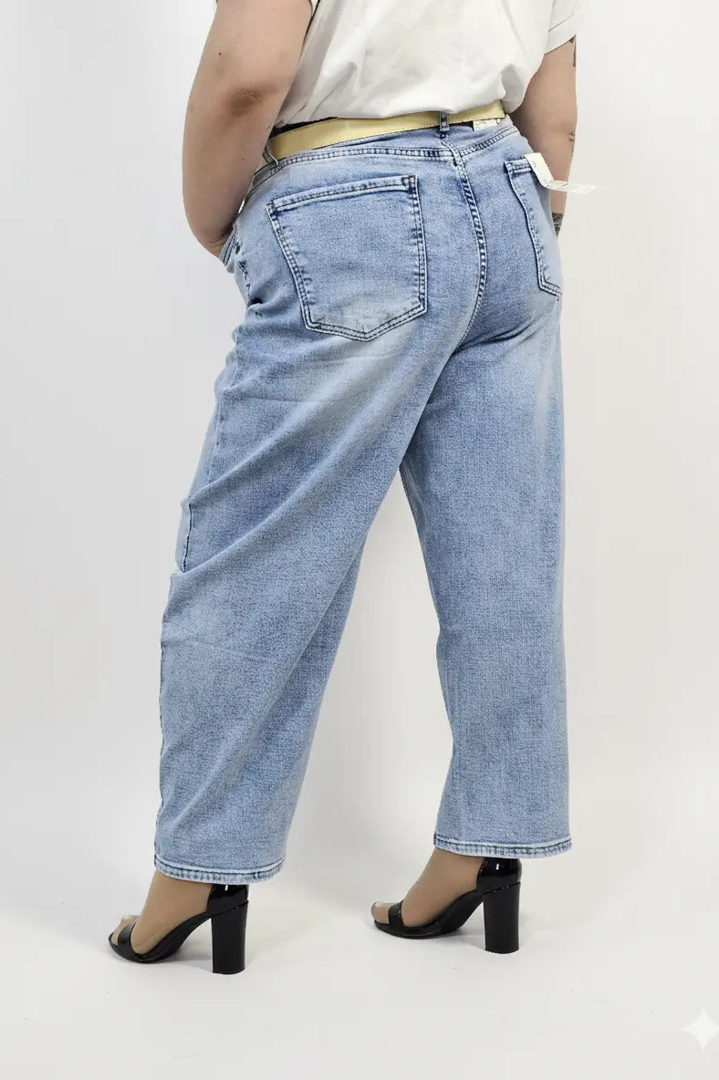 Jeansy plus size jasnoniebieskie z wysokim stanem – wygodne spodnie XXL Stylowa XL