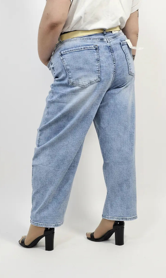 Jeansy plus size jasnoniebieskie z wysokim stanem – wygodne spodnie XXL Stylowa XL
