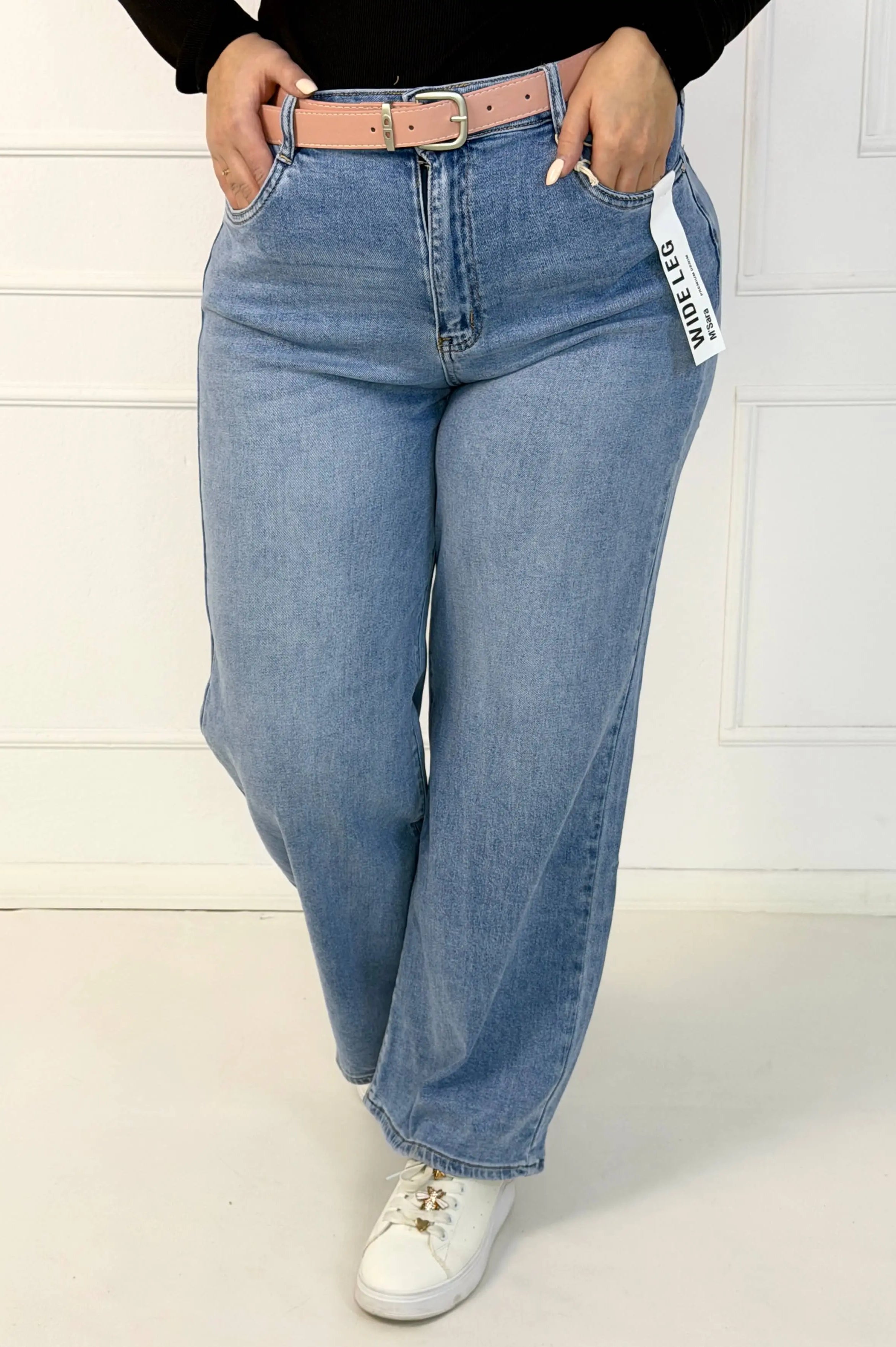 Jeansy plus size wide leg z jasnego denimu – szerokie spodnie damskie XXL Stylowa XL