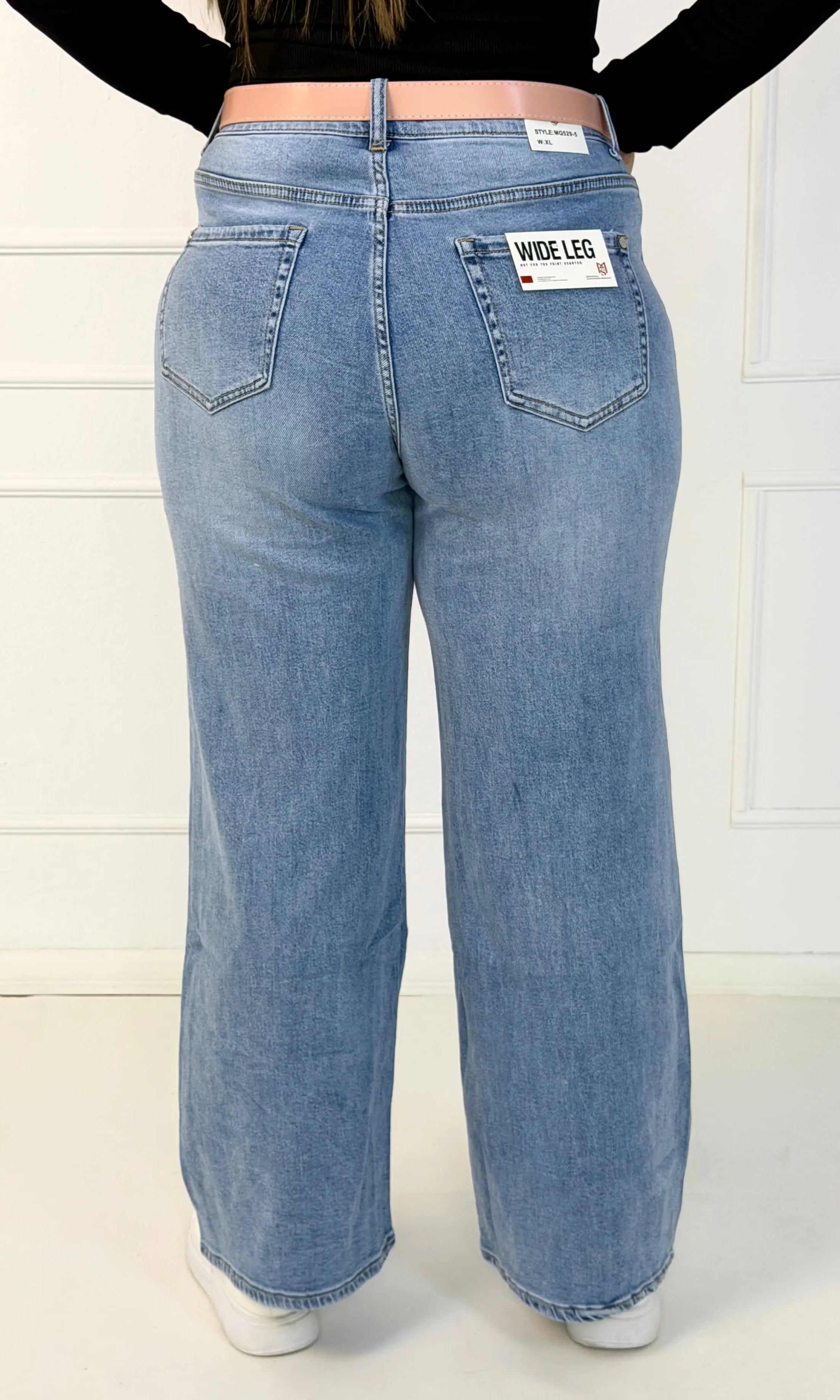 Jeansy plus size wide leg z jasnego denimu – szerokie spodnie damskie XXL Stylowa XL