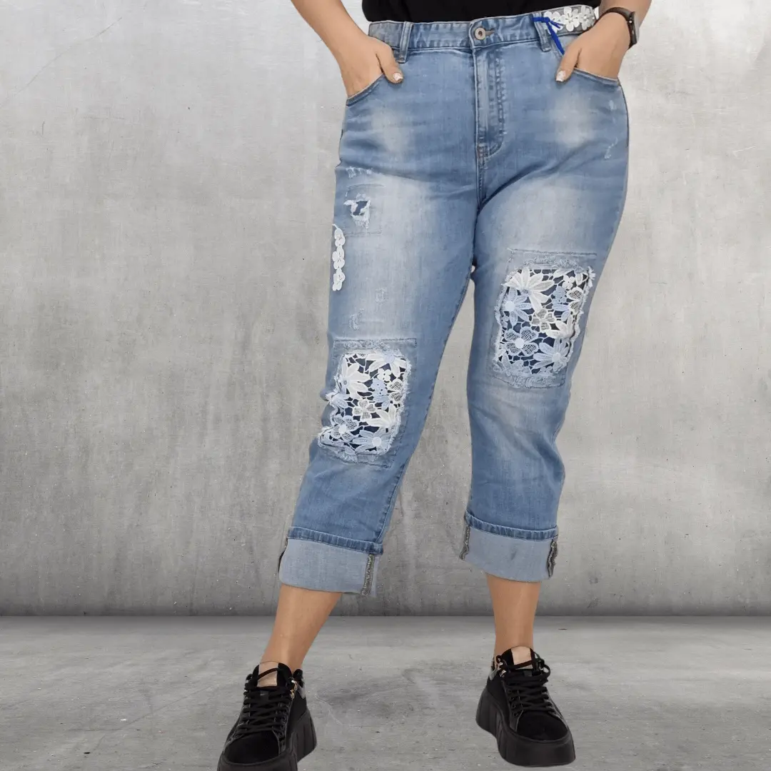 Jeansy z koronkowym akcentem Stylowa XL