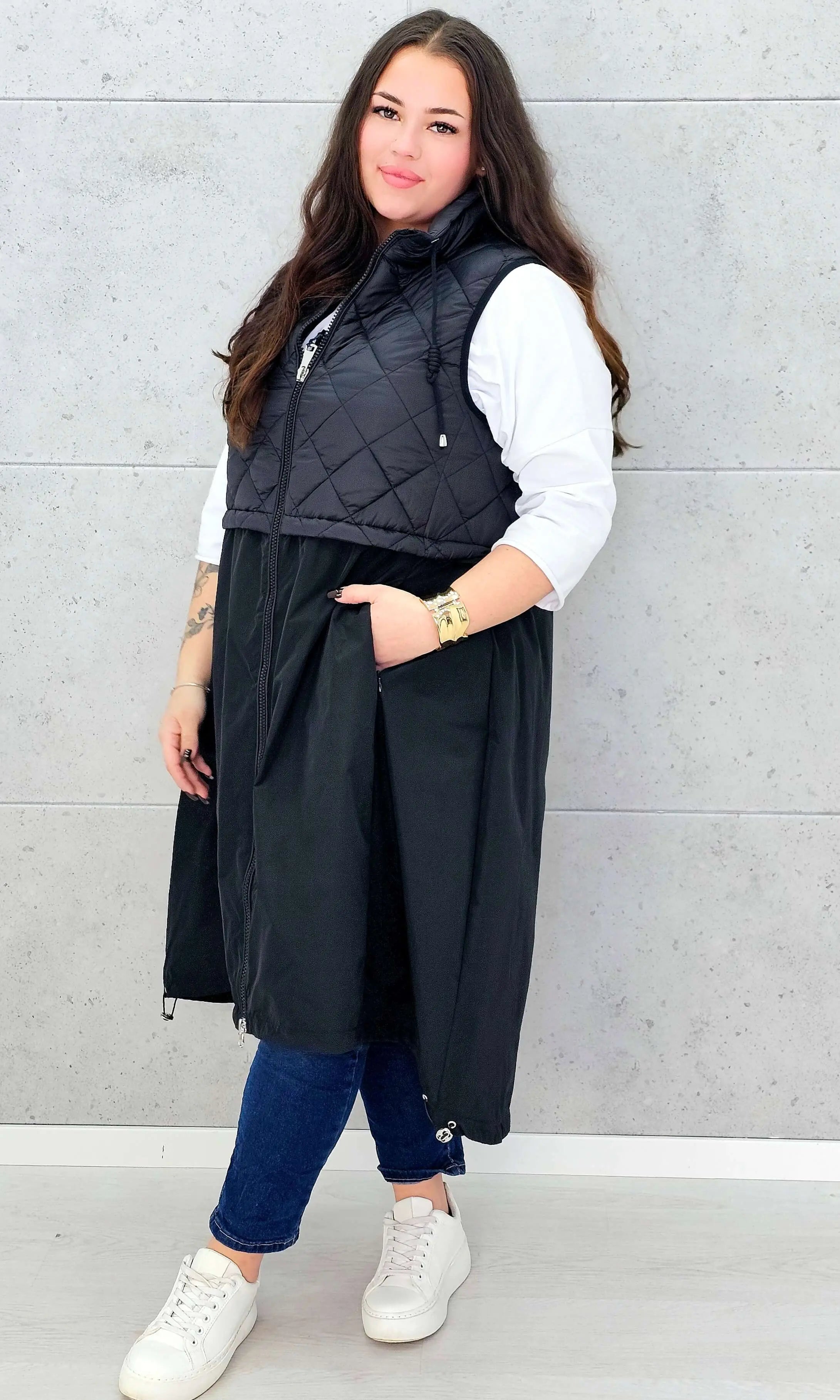 Kamizelka plus size długa z pikowaną górą – kolor i styl na chłodniejsze dni Stylowa XL