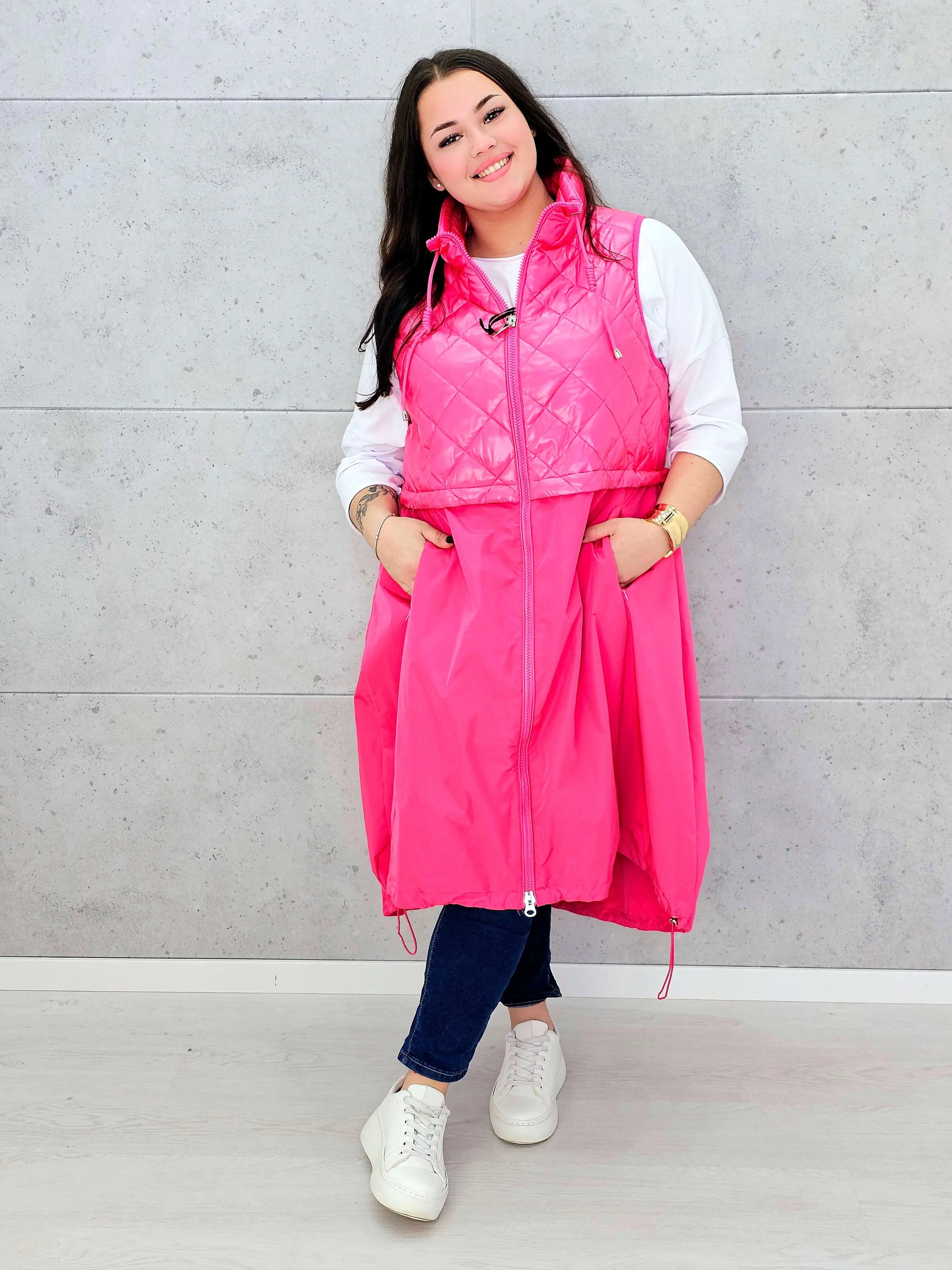 Kamizelka plus size długa z pikowaną górą – kolor i styl na chłodniejsze dni Stylowa XL