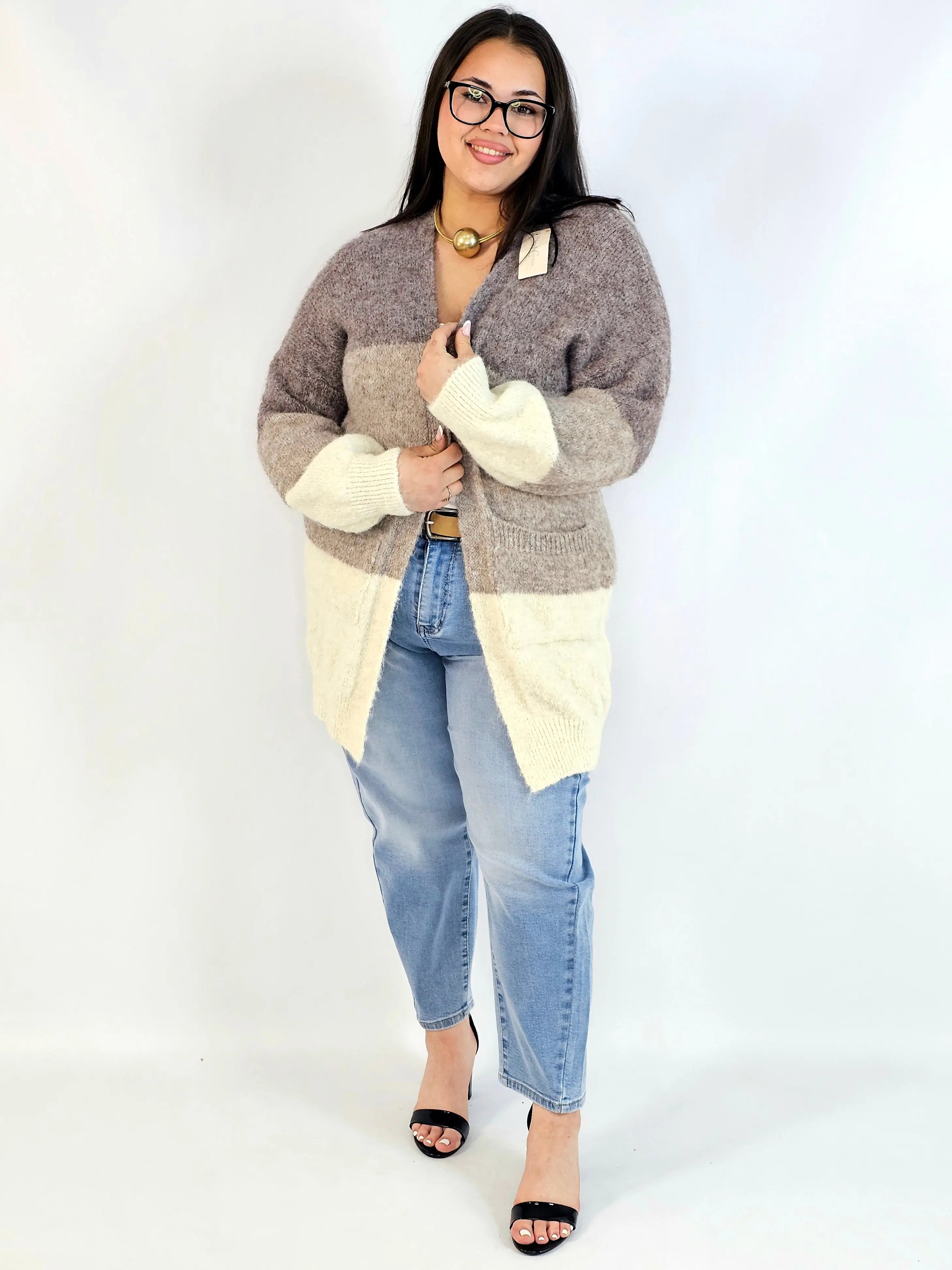 Kardigan plus size – modny, wygodny i stylowy element garderoby Stylowa XL