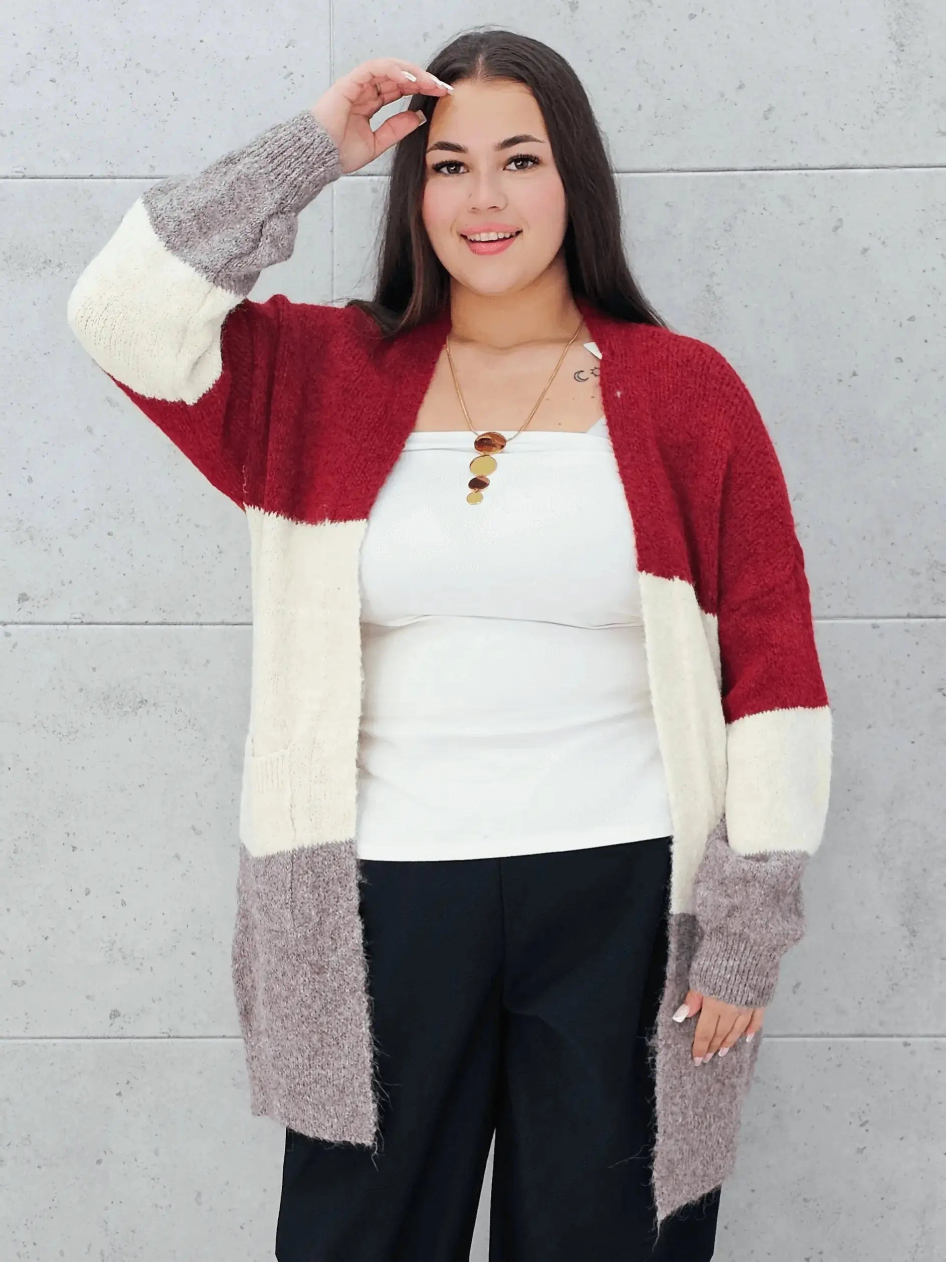 Kardigan plus size – modny, wygodny i stylowy element garderoby Stylowa XL
