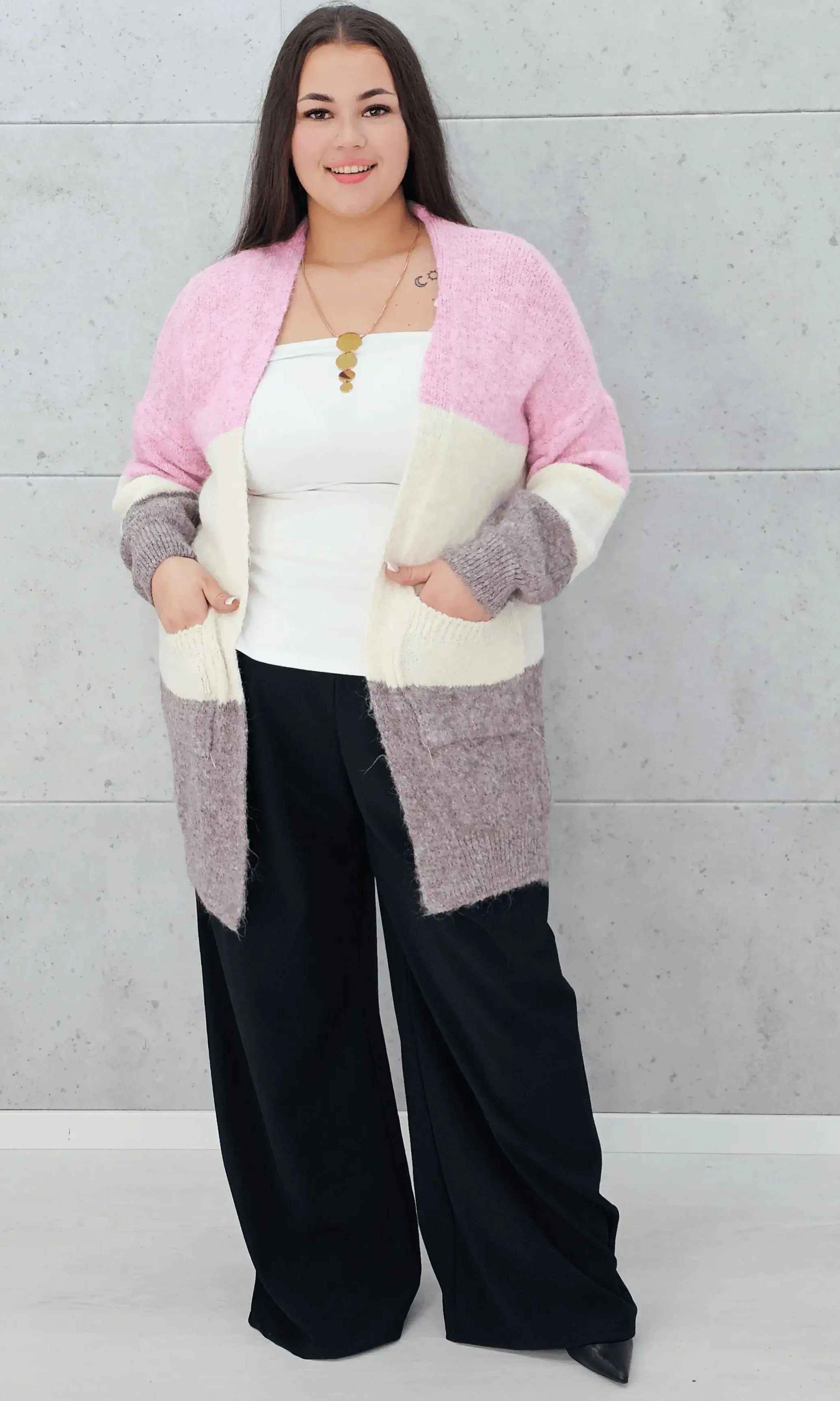 Kardigan plus size – modny, wygodny i stylowy element garderoby Stylowa XL