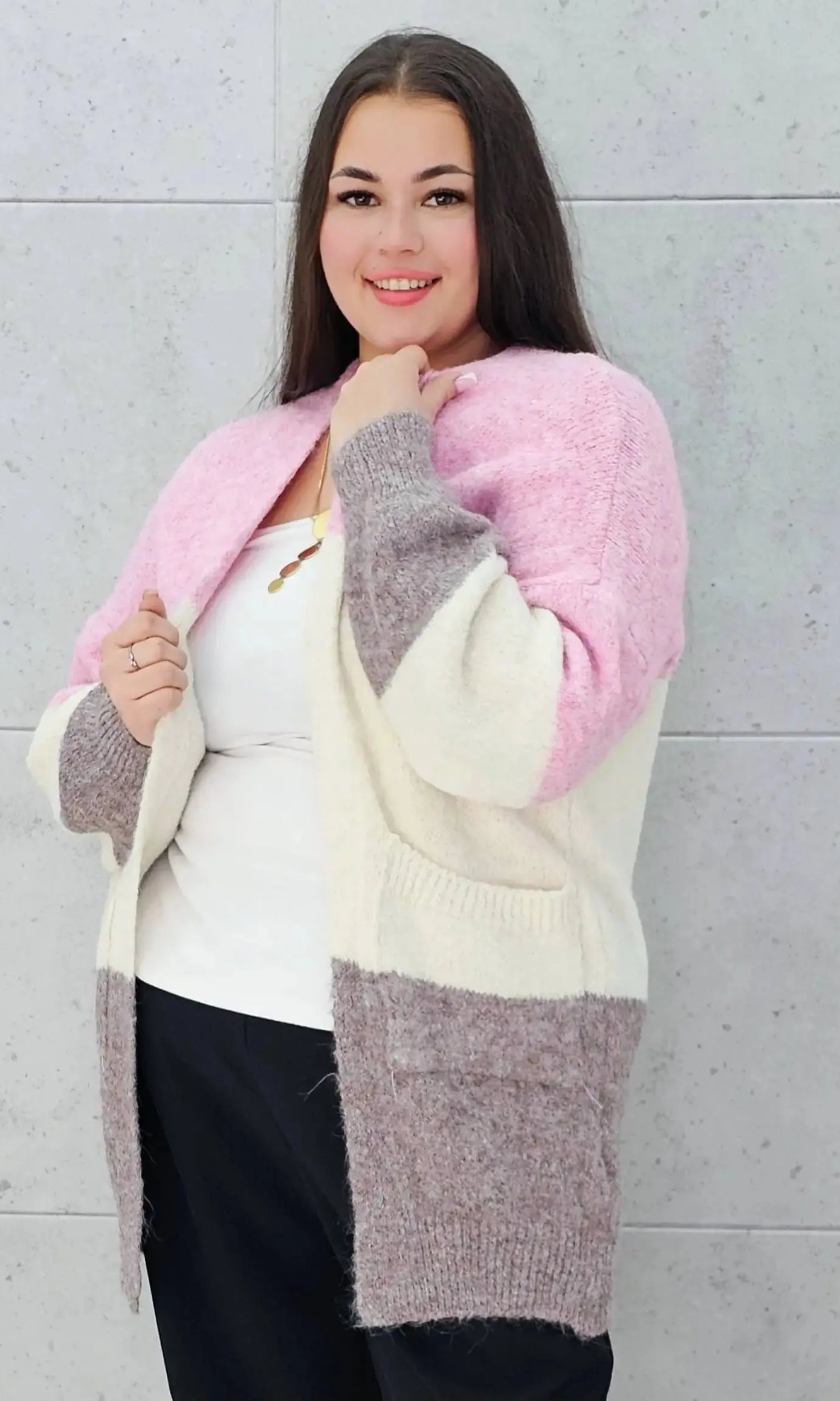 Kardigan plus size – modny, wygodny i stylowy element garderoby Stylowa XL