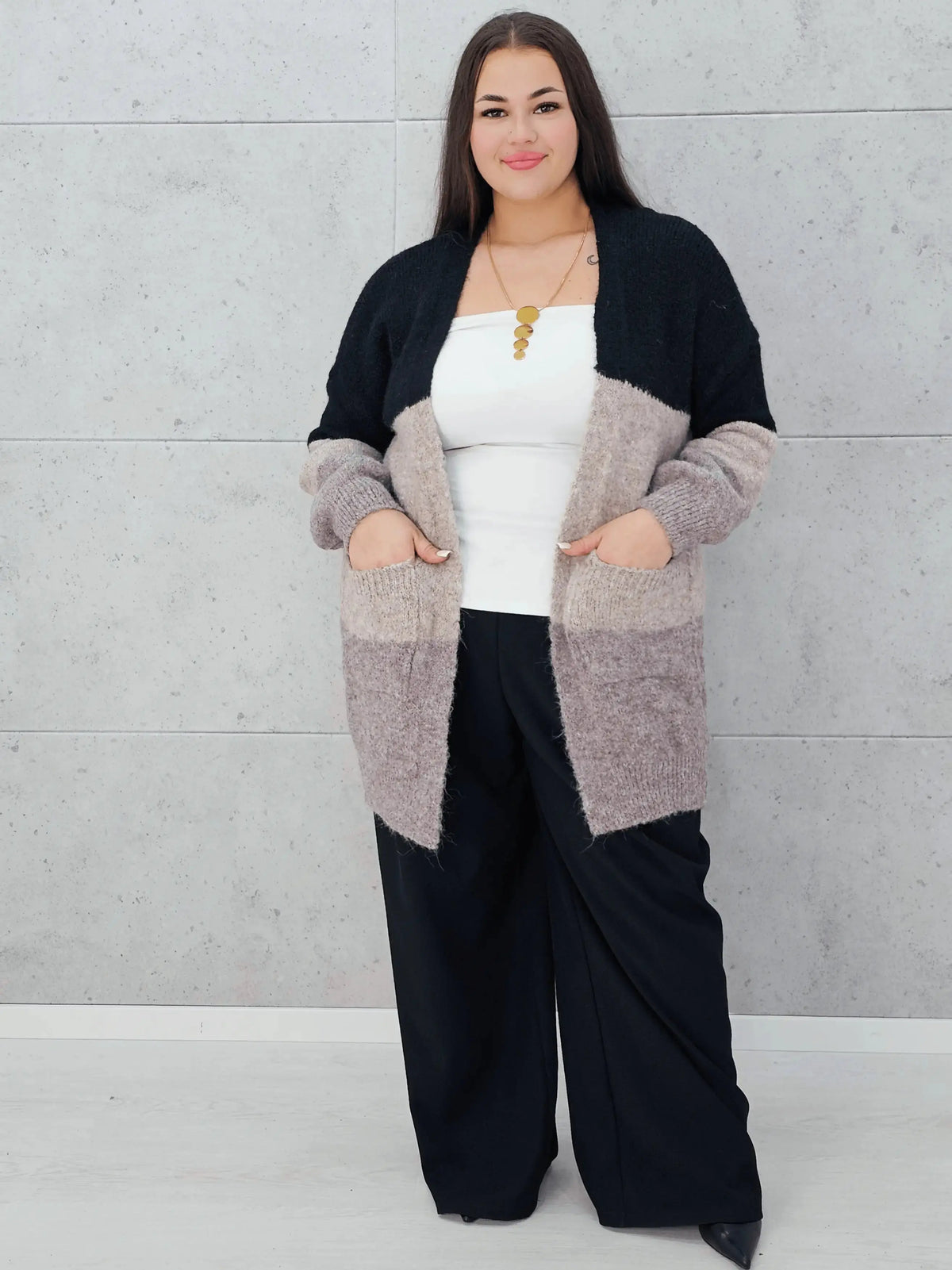 Kardigan plus size – modny, wygodny i stylowy element garderoby Stylowa XL