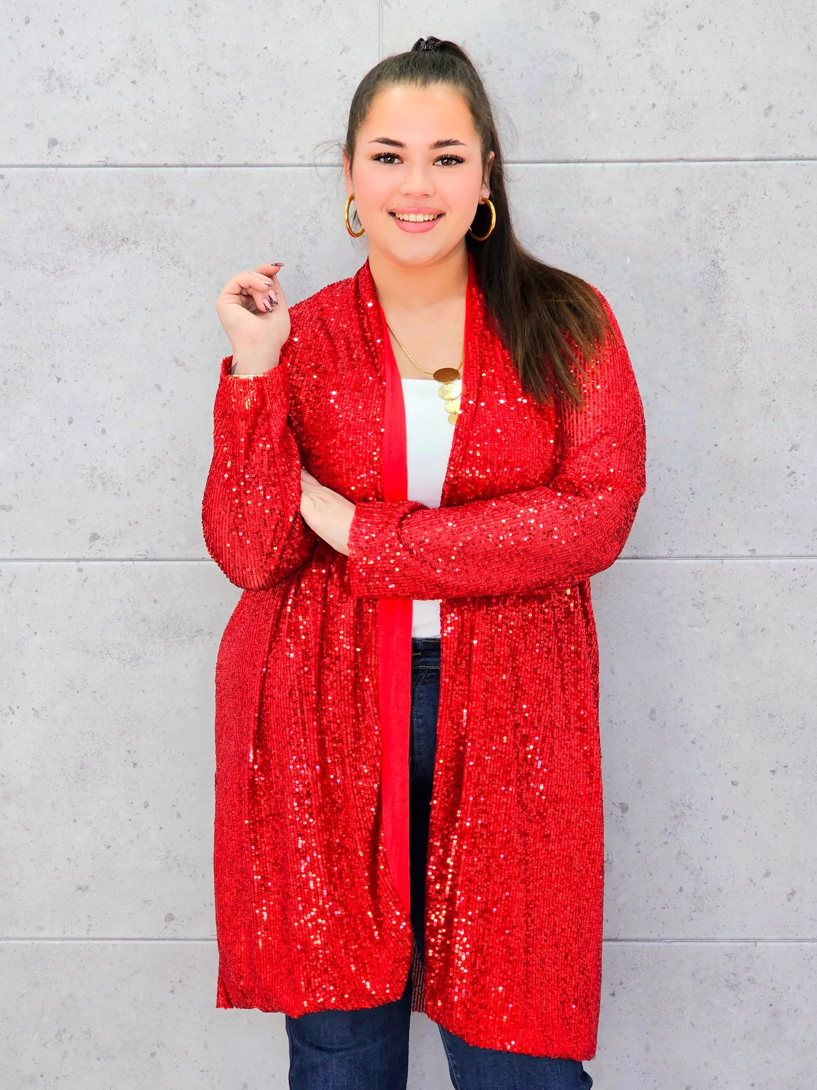 Kardigan plus size czerwony cekinowy – elegancki kardigan XXL z cekinami Stylowa XL